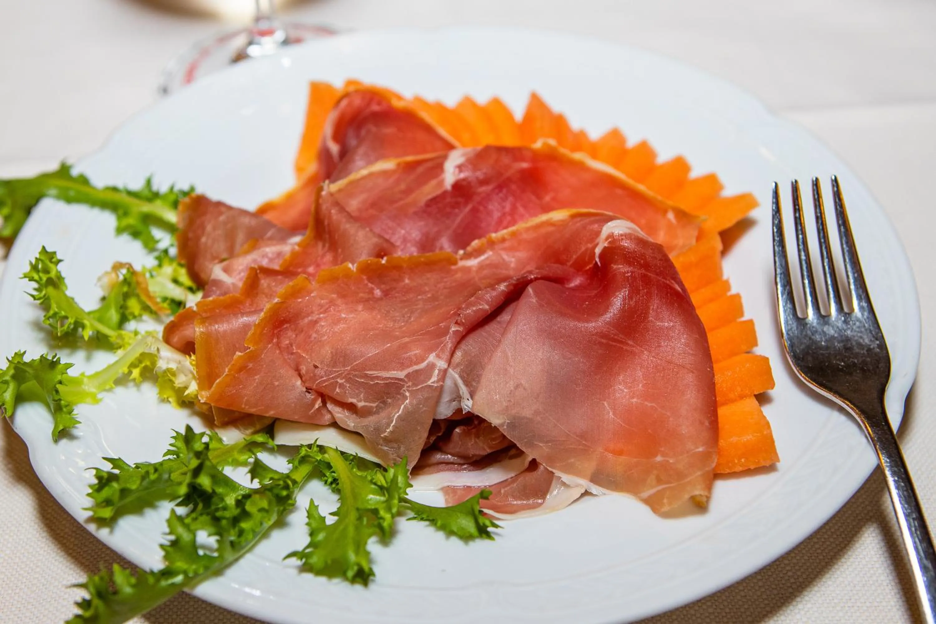 Restaurant/places to eat in Hotel Caesar Palace