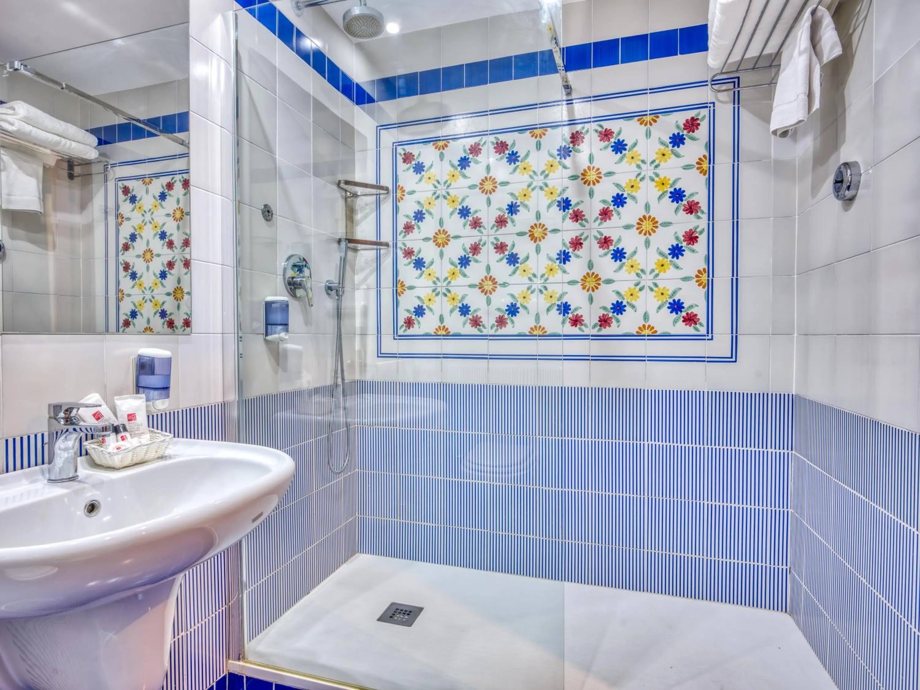 Shower in Hotel Caesar Palace