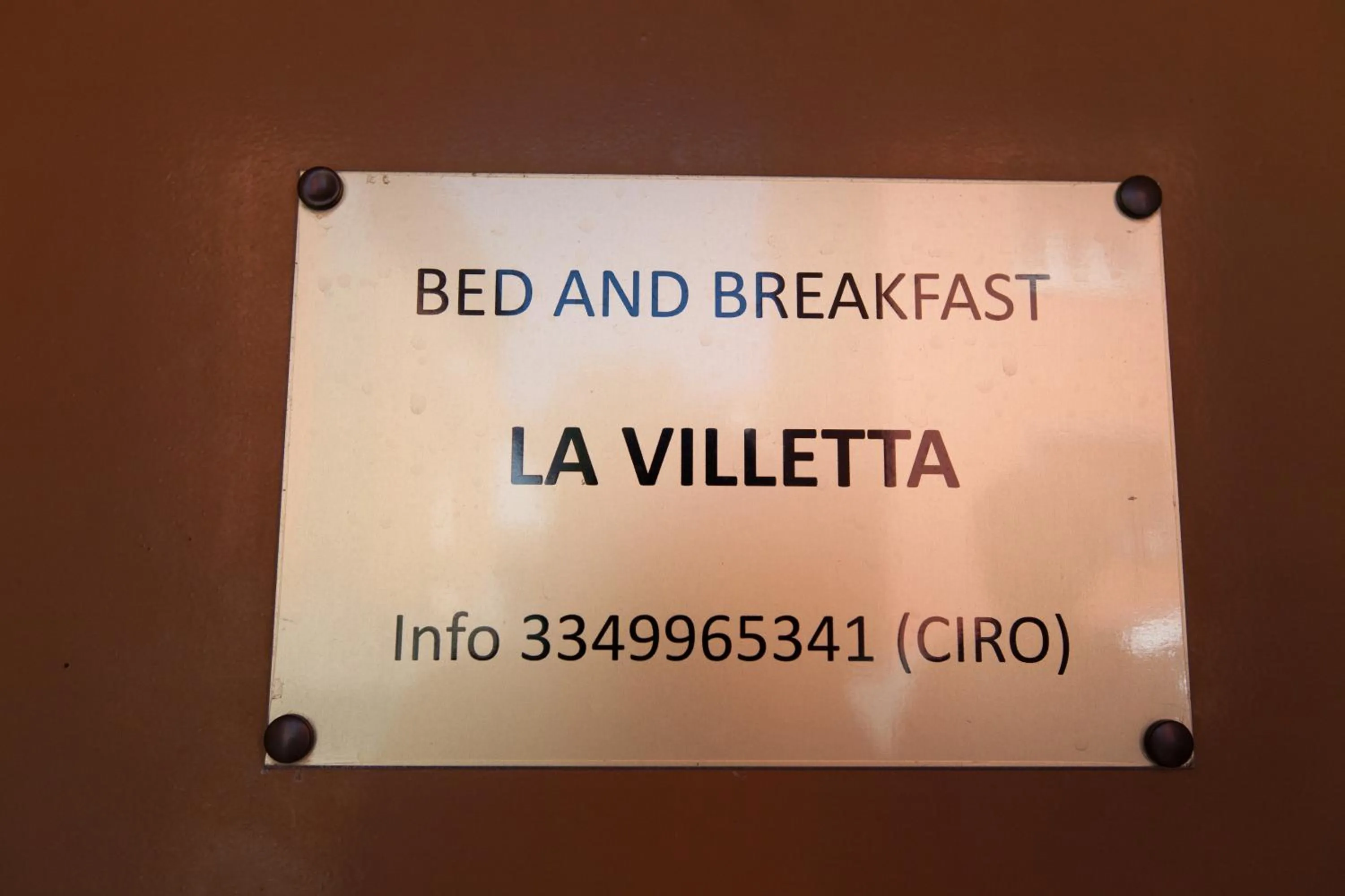 Property logo or sign in Ciro BED AND BREAKFAST la villetta