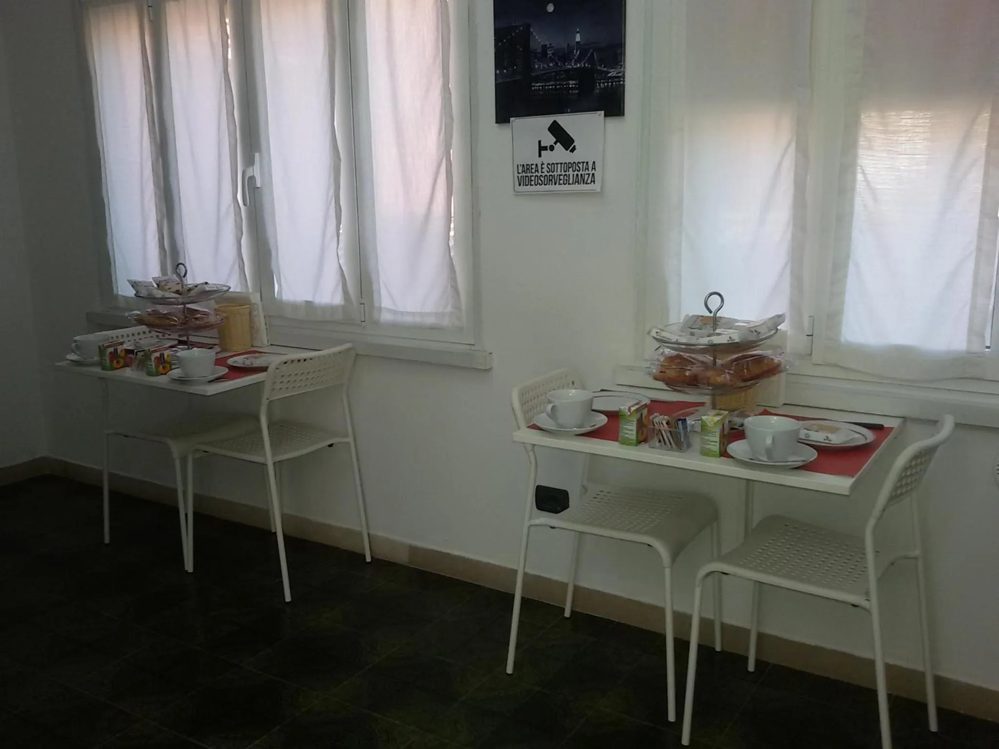 Italian breakfast in Ciro BED AND BREAKFAST la villetta