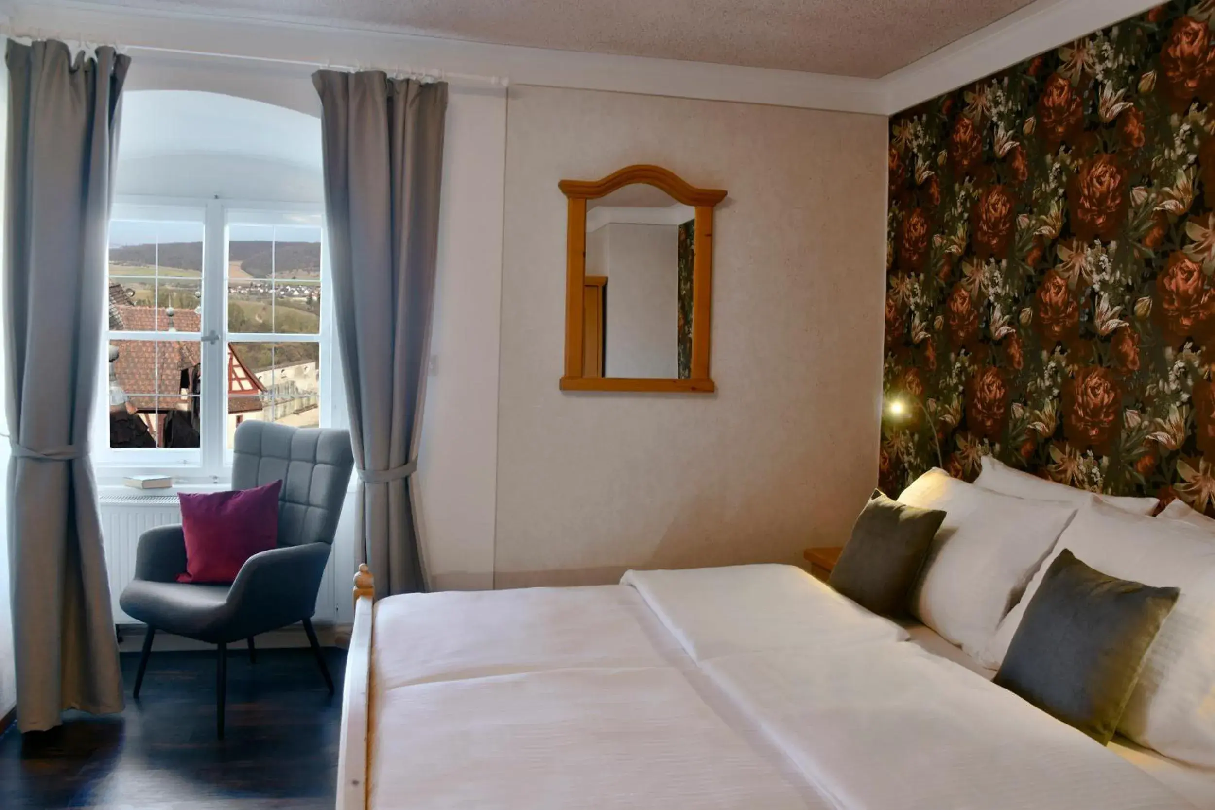 Double Room in Schlosshotel Harburg Double Room in Schlosshotel Harburg