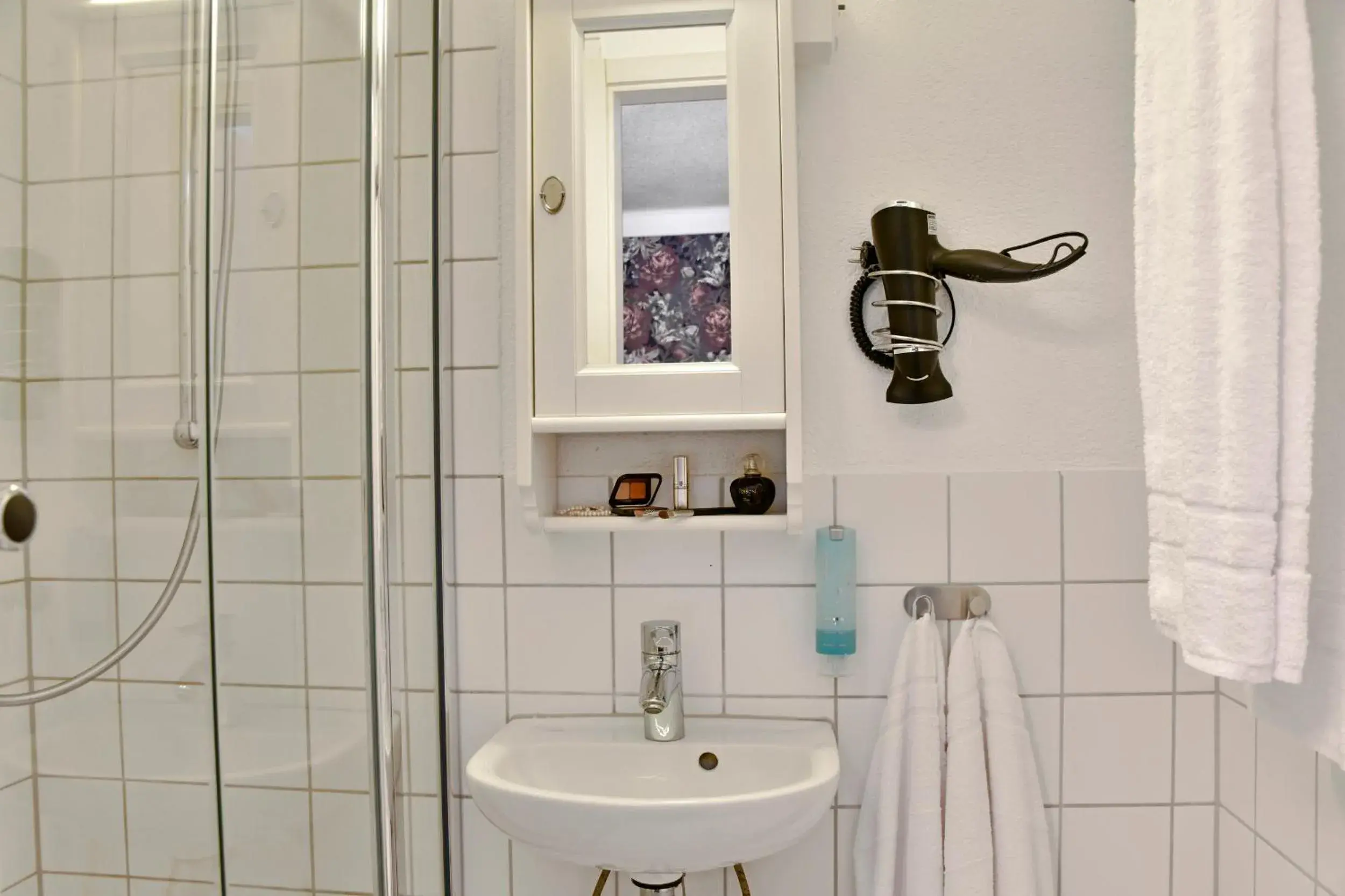 Double Room in Schlosshotel Harburg Double Room in Schlosshotel Harburg