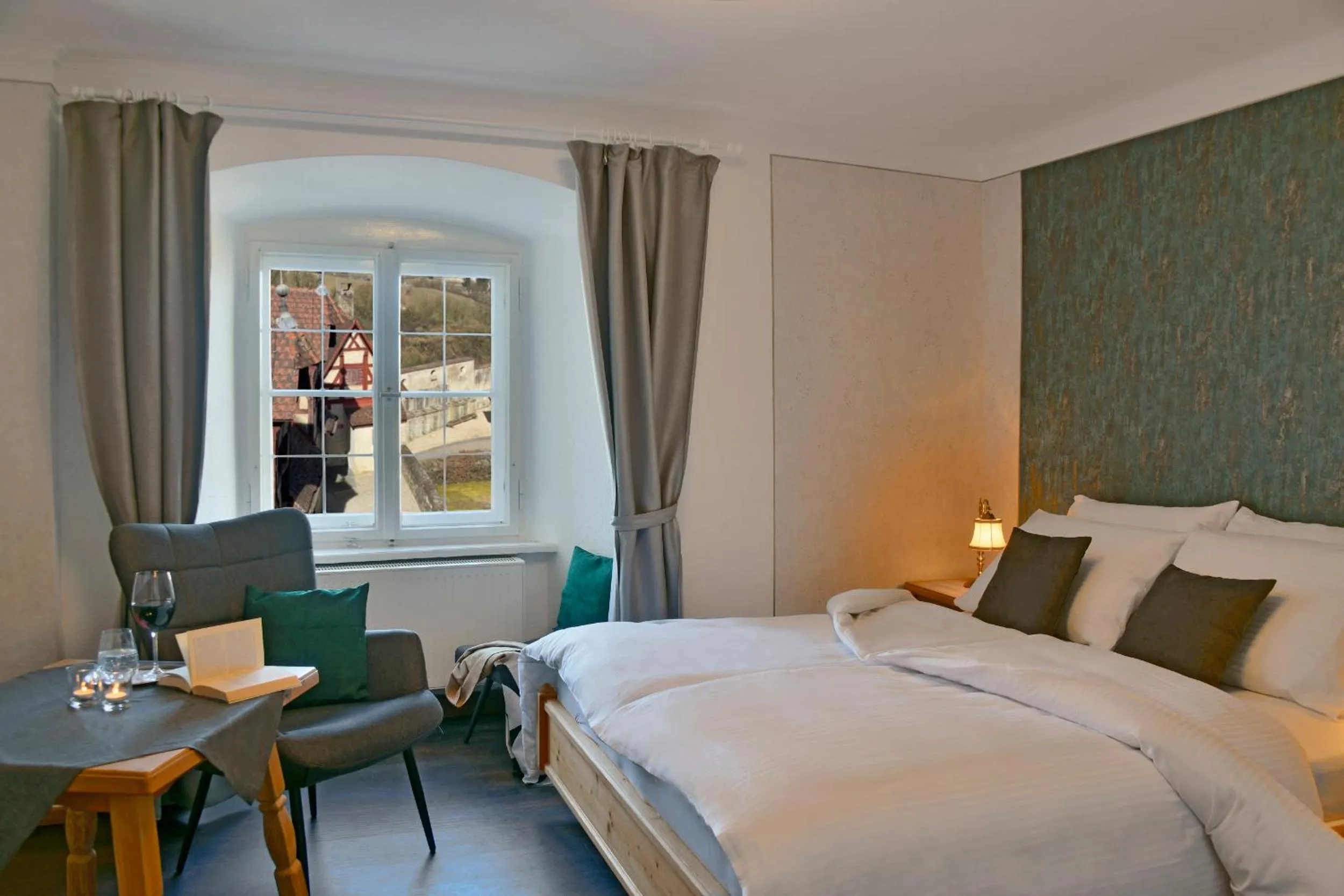 Standard Double Room in Schlosshotel Harburg