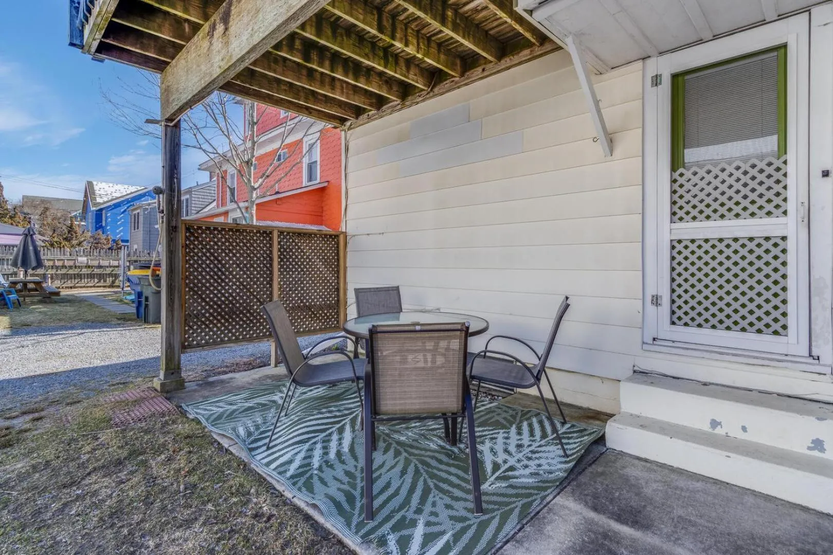 Property building in Maryland avenue 49a