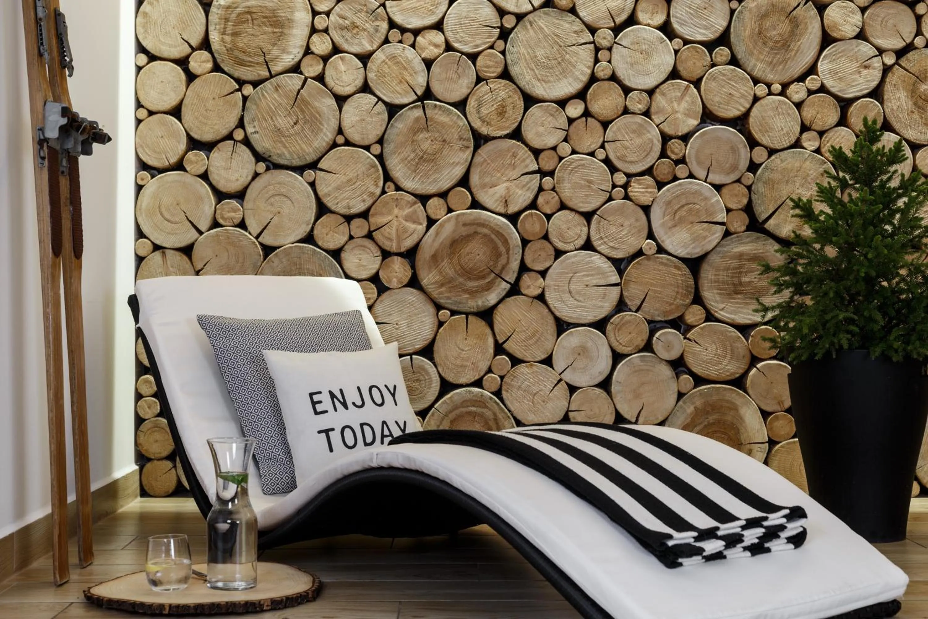 Decorative detail in Villa 11 Folk & Design