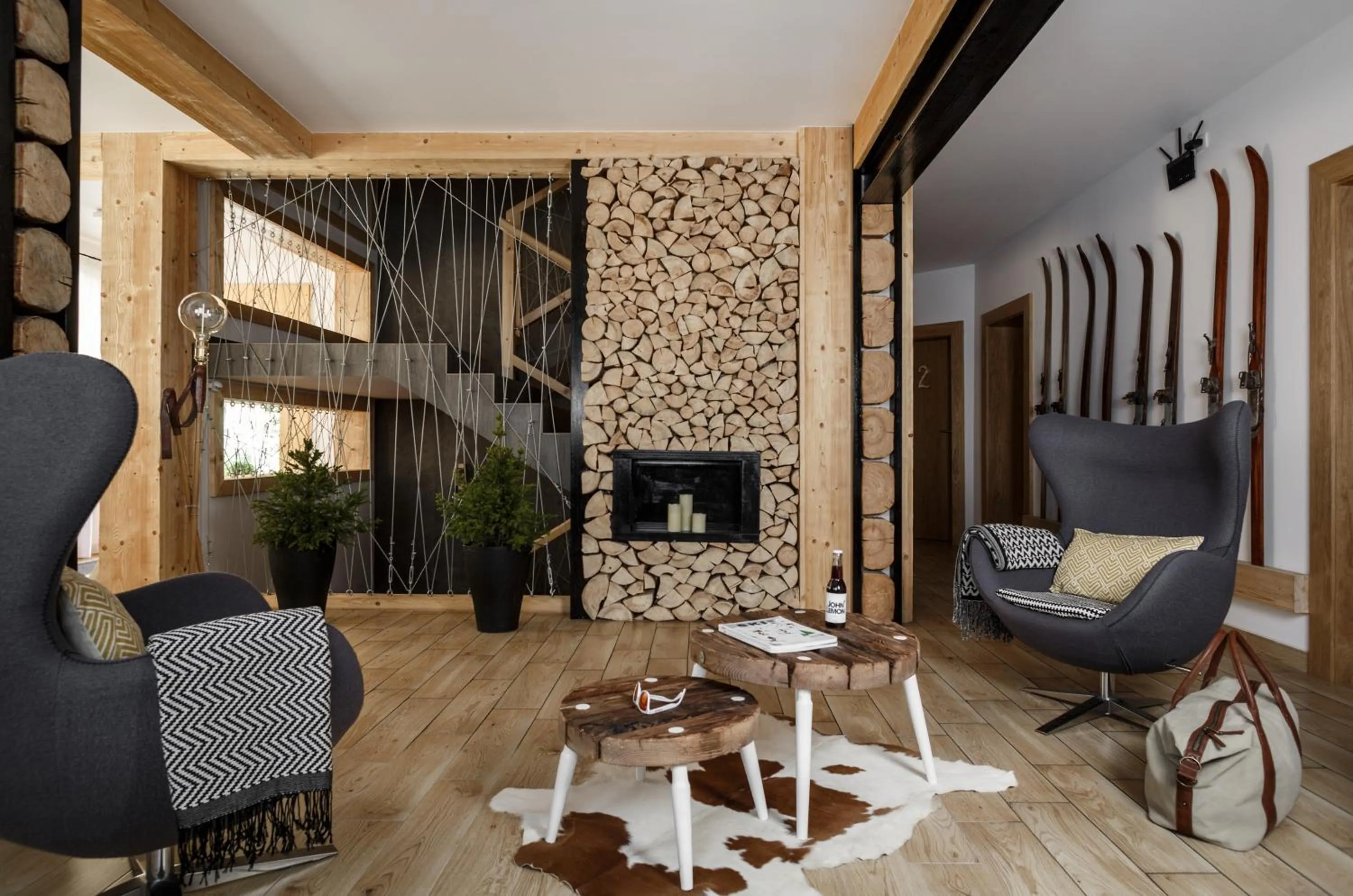 Communal lounge/ TV room in Villa 11 Folk & Design