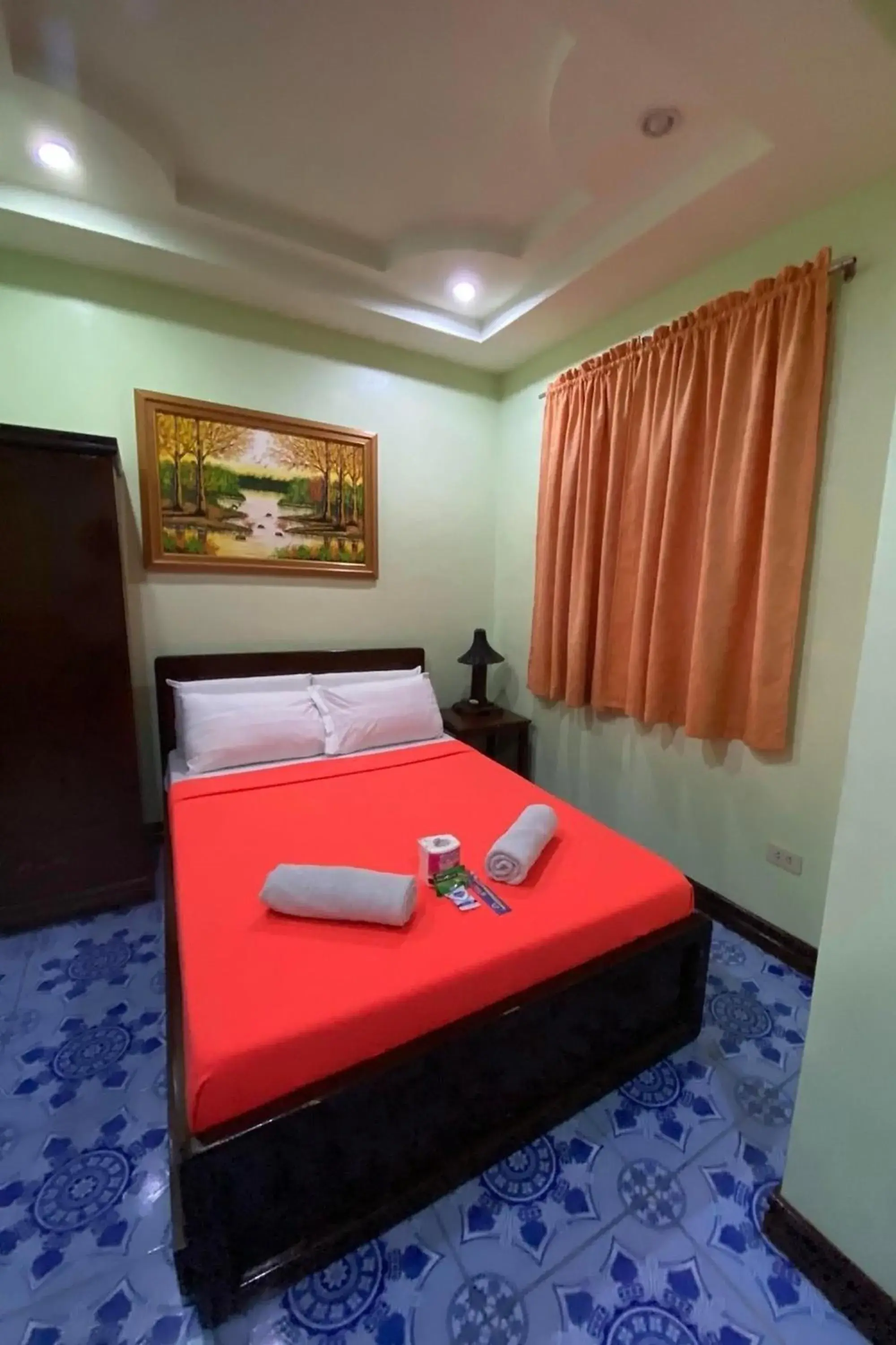 Bedroom, Bed in Voyagers Palace Bedroom, Bed in Voyagers Palace