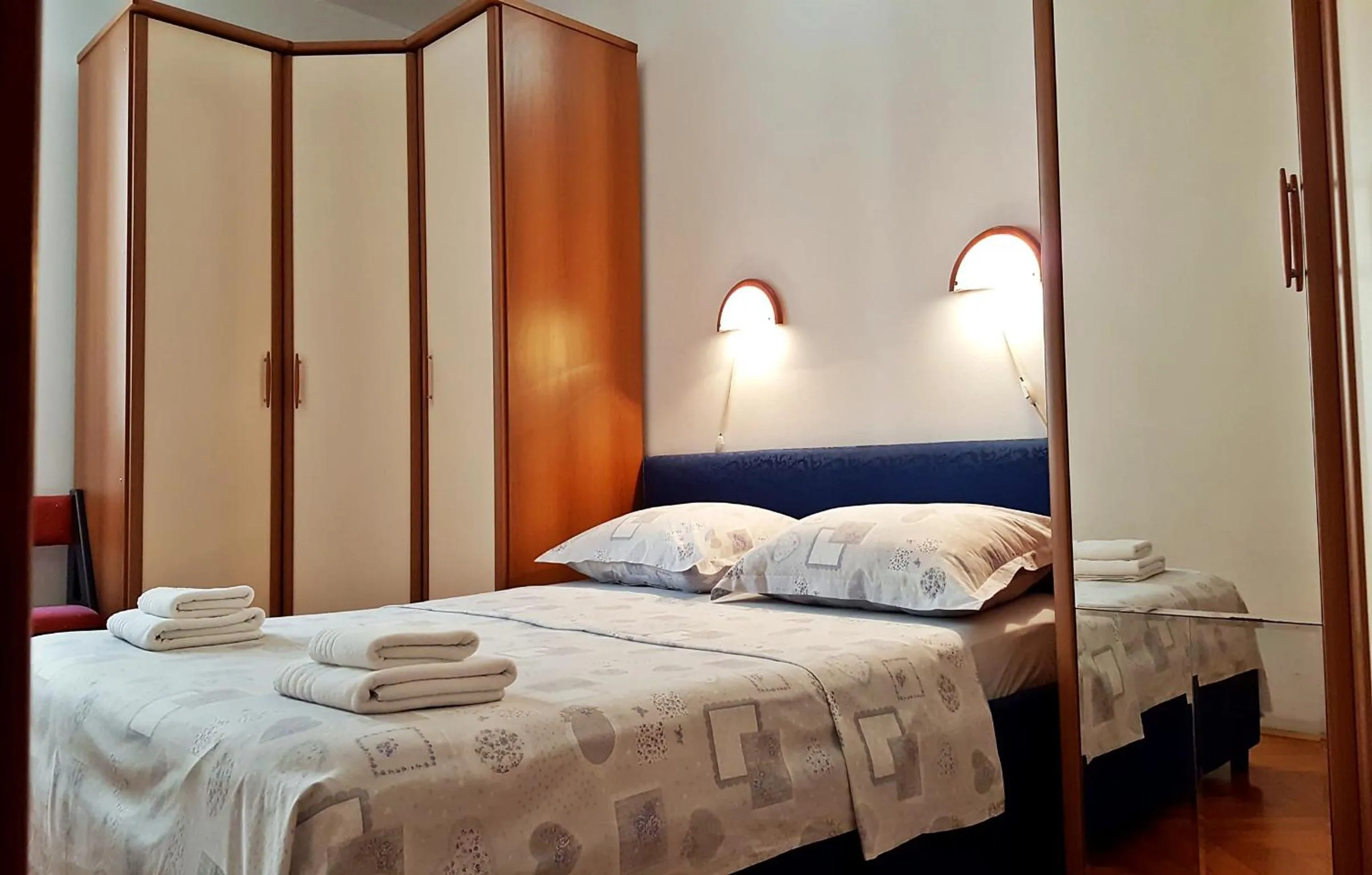 Bed in Klarina Apartments