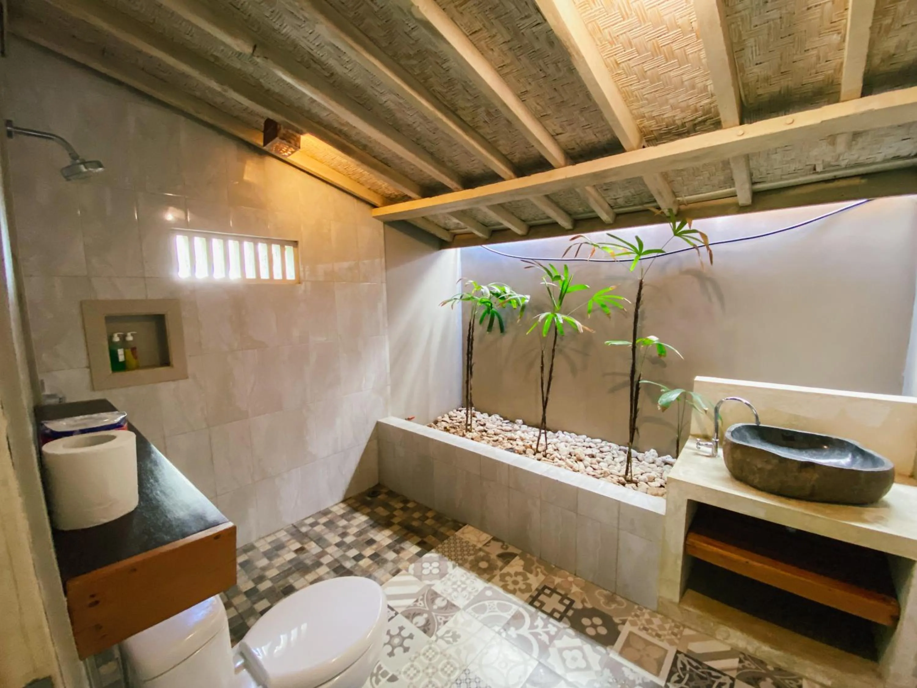 Toilet in Villa Olala Penida