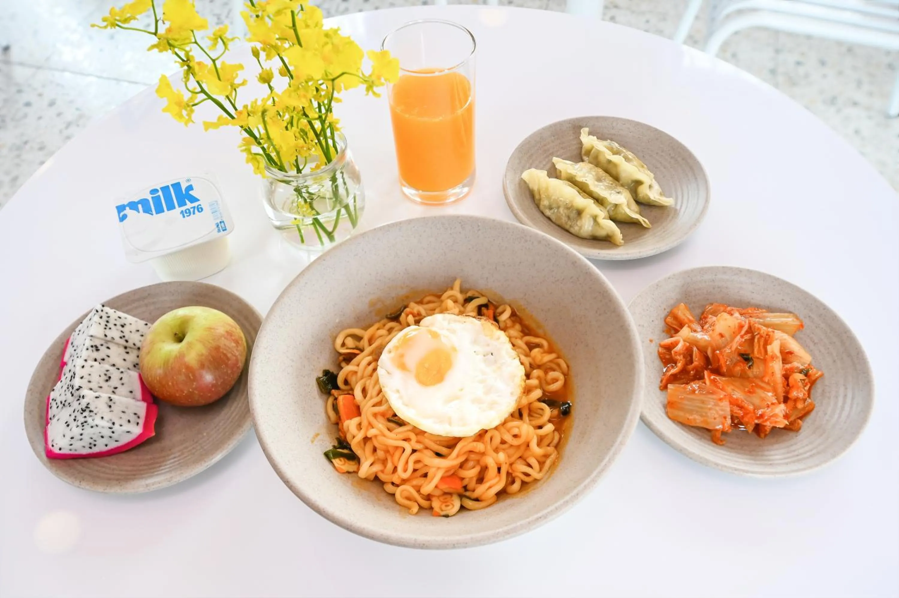 Buffet breakfast in Brown Dot Hotel Saigon Airport