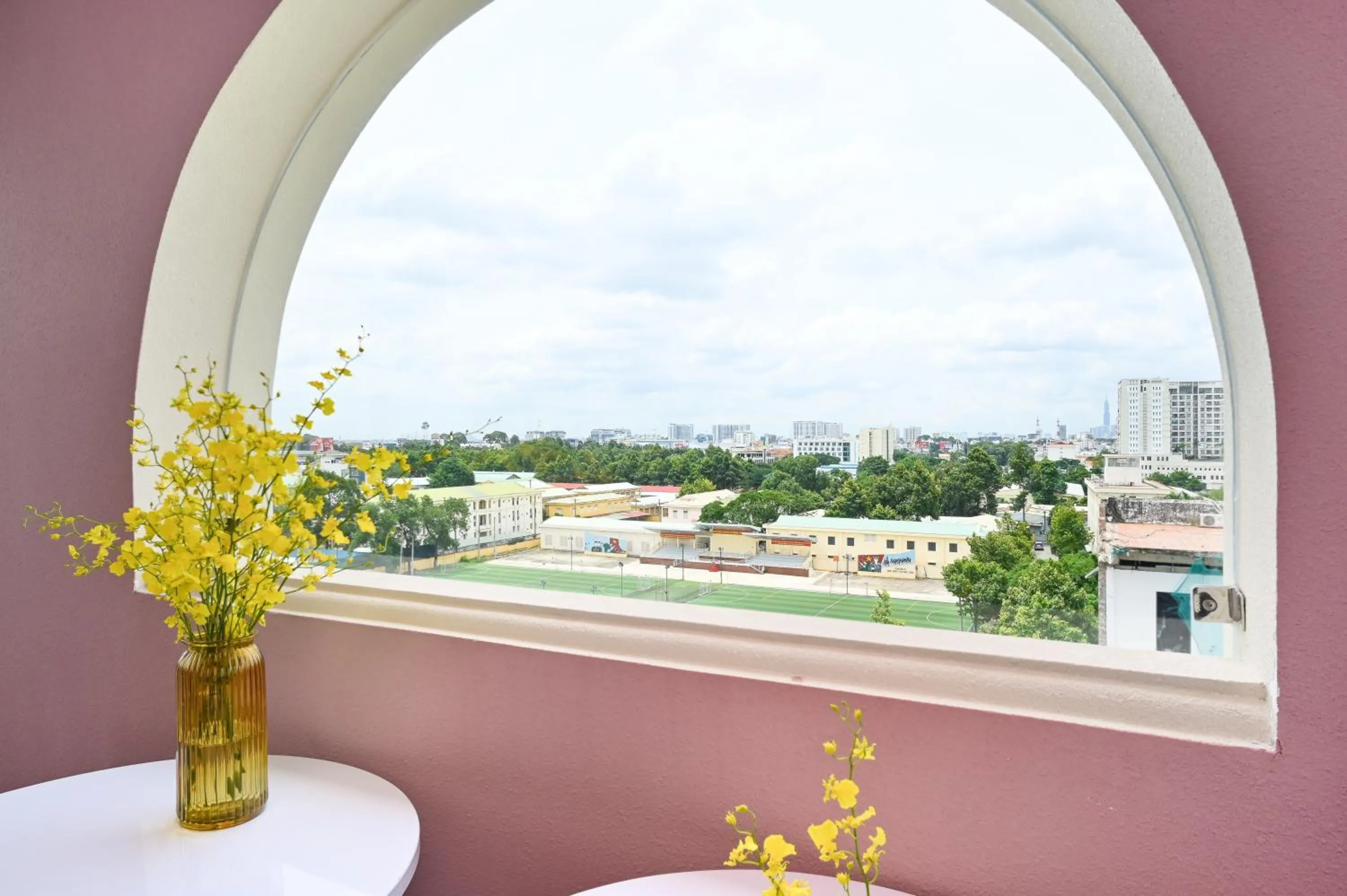 City view in Brown Dot Hotel Saigon Airport
