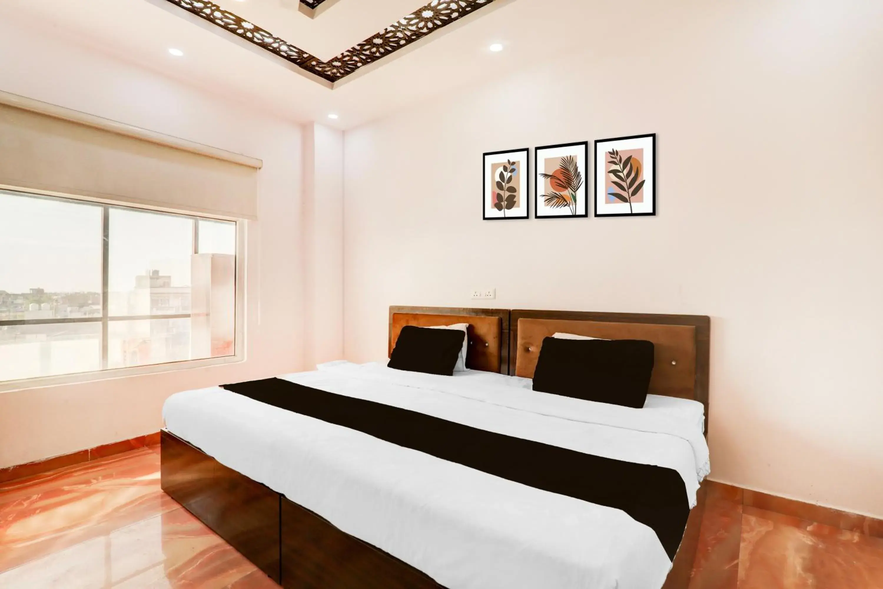 Hotel O The urban inn hotel and banquet Hotel O The urban inn hotel and banquet
