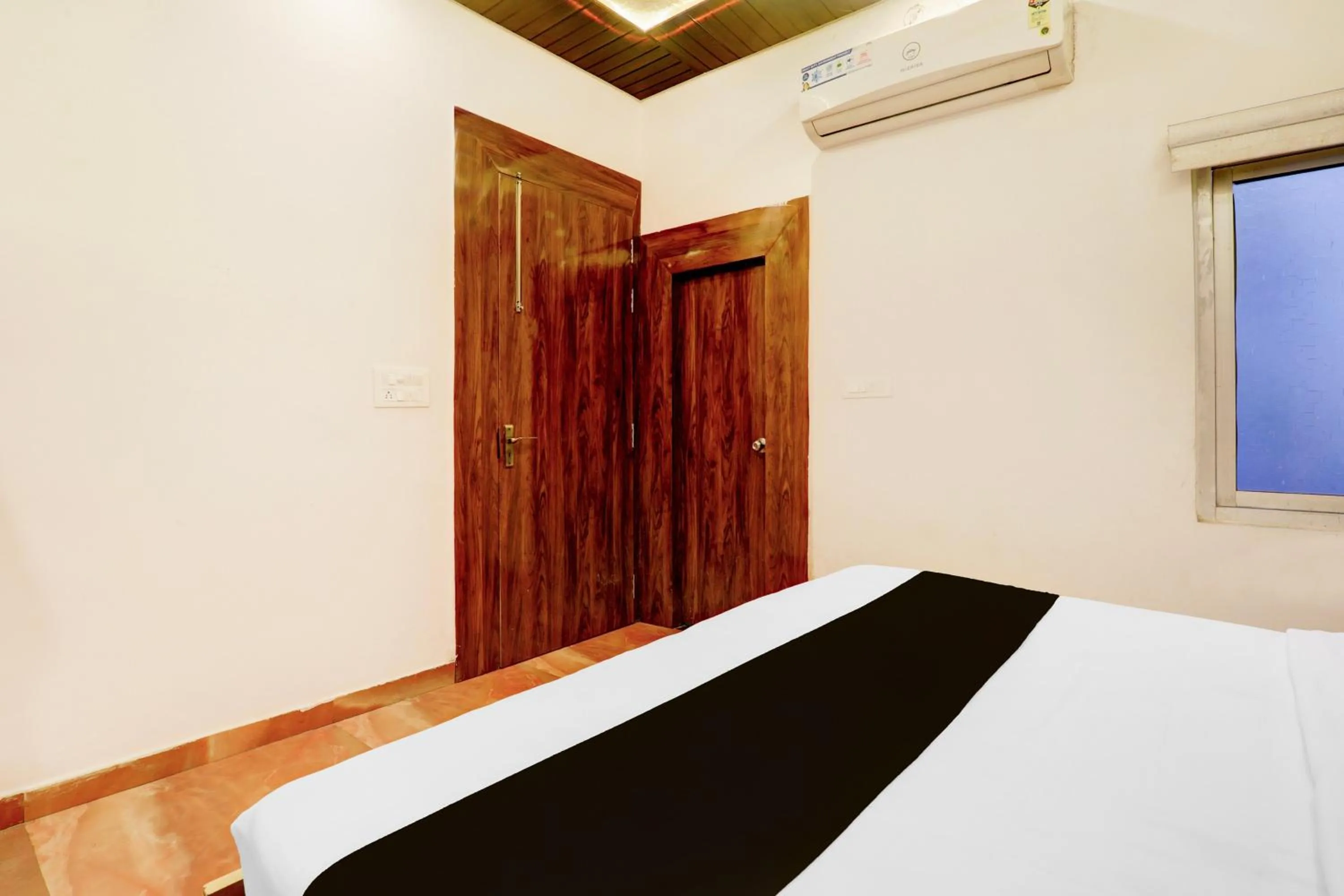 Facade/entrance in Hotel O The urban inn hotel and banquet
