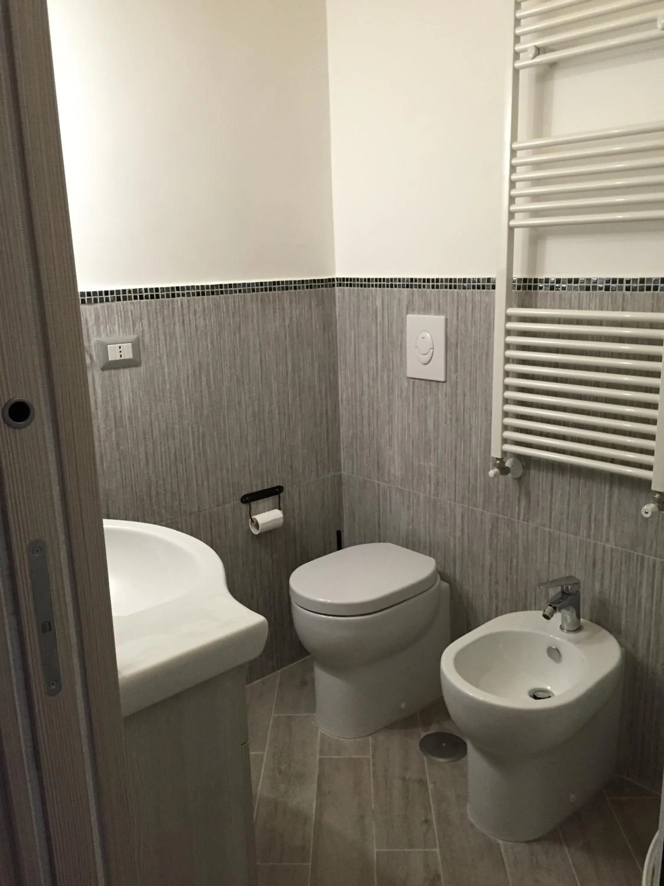 Bathroom in Petros rooms&apartments