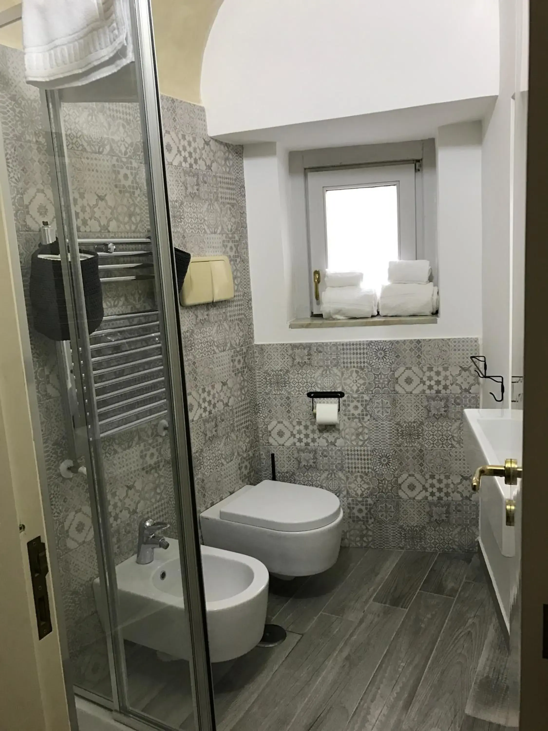 Junior Suite with Balcony in Petros rooms&apartments Junior Suite with Balcony in Petros rooms&apartments