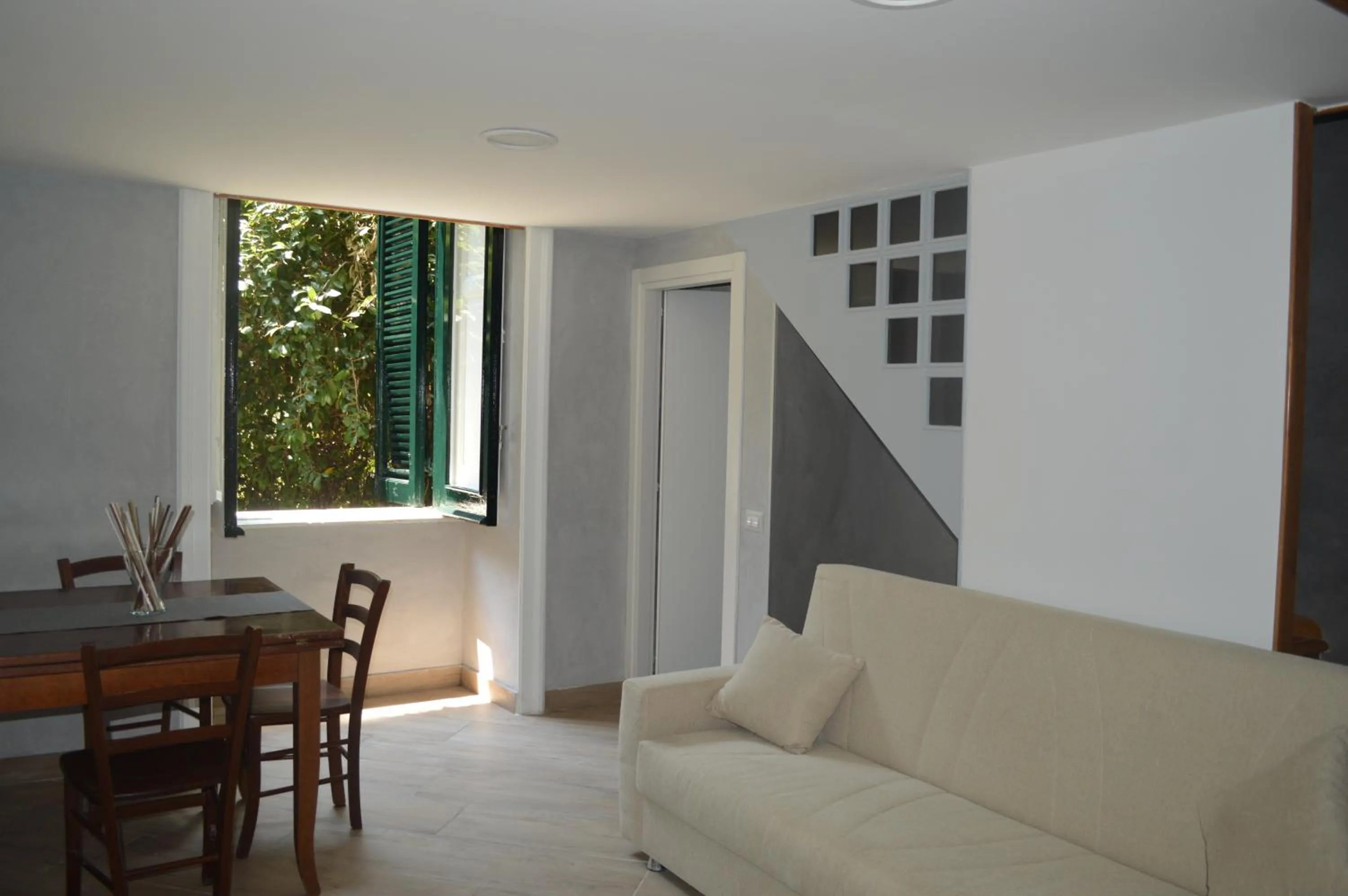 Dining area in Petros rooms&apartments