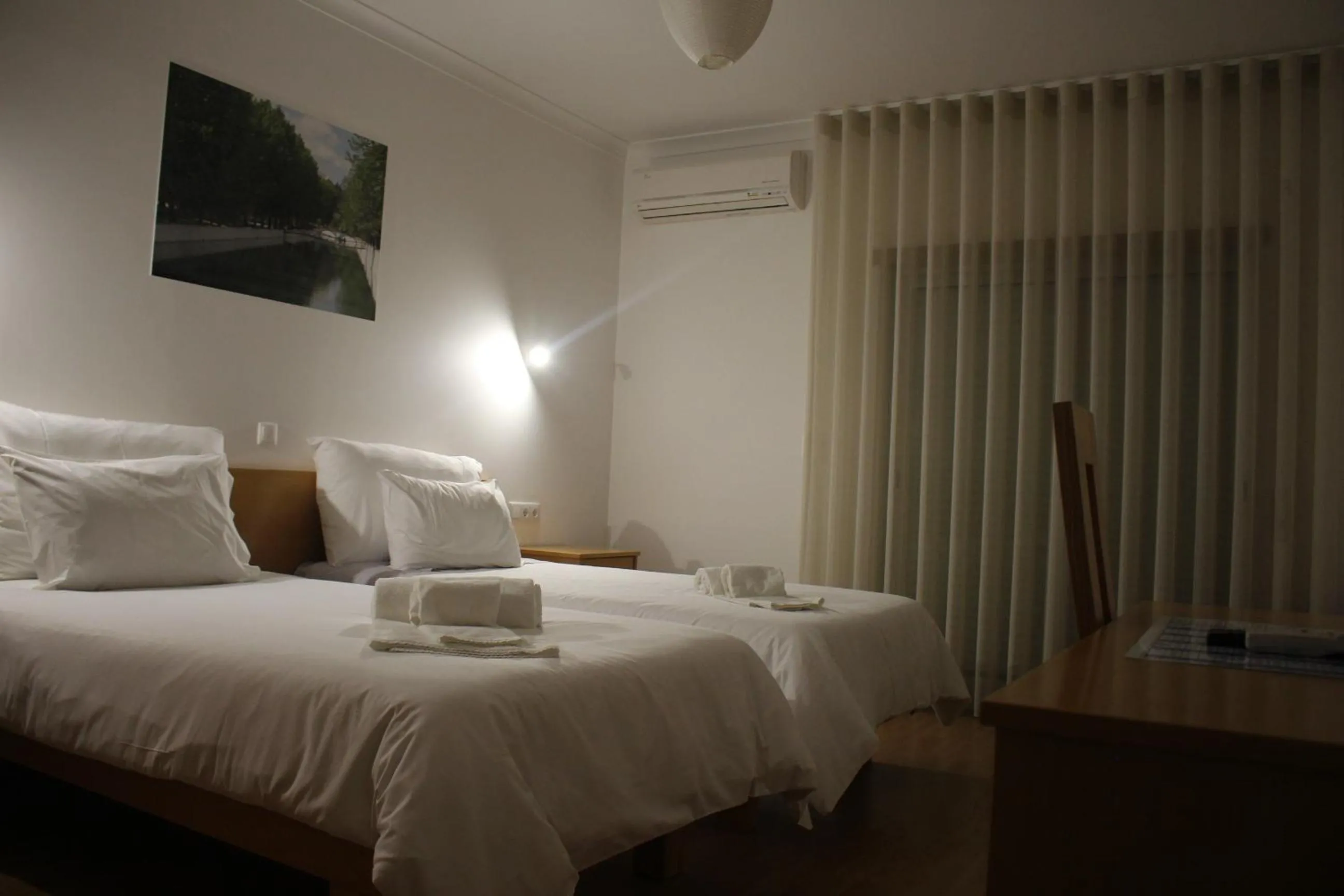 TV and multimedia, Bed in Hotel Solar da Charneca