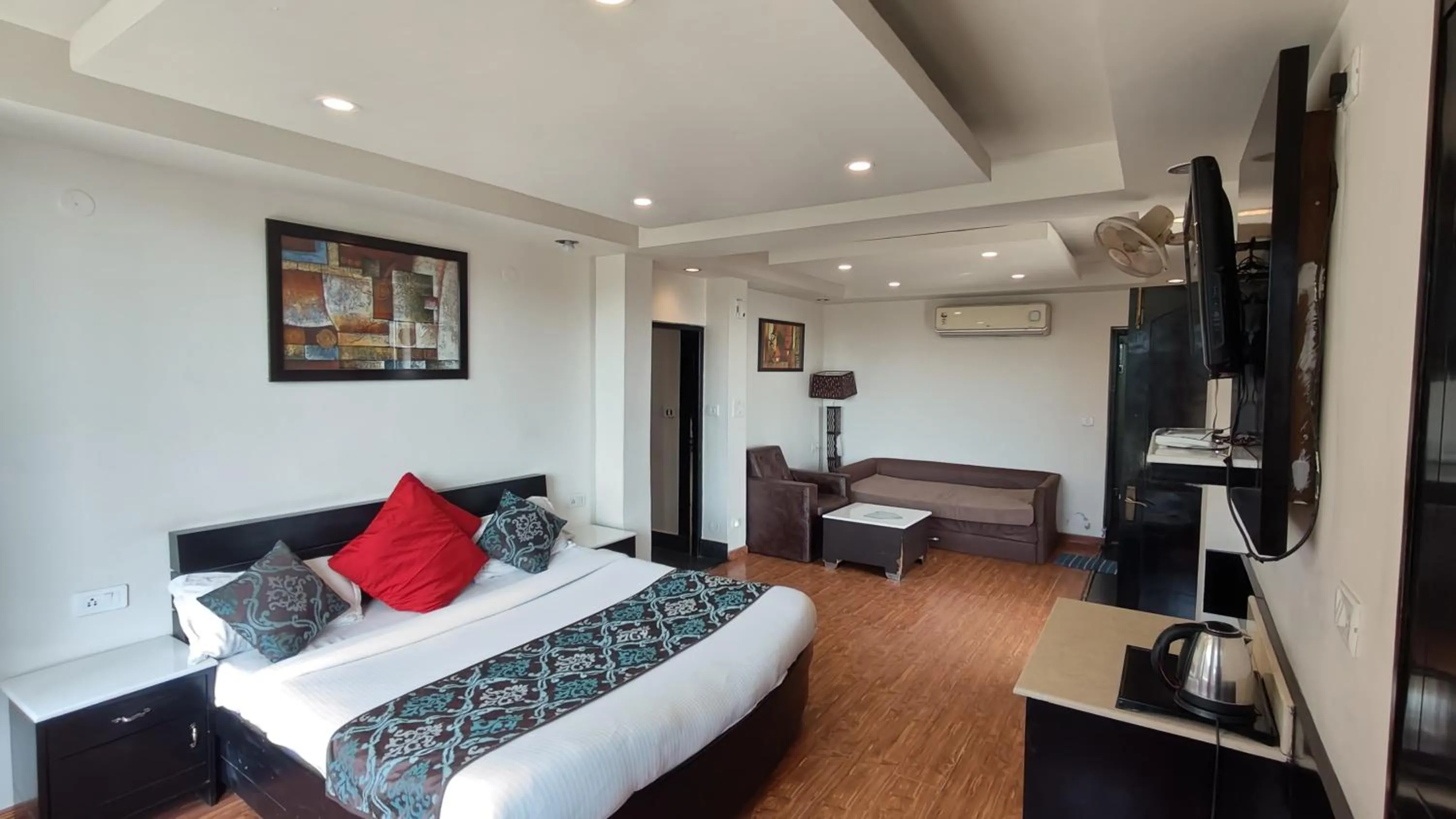 Hotel Jungle Hut