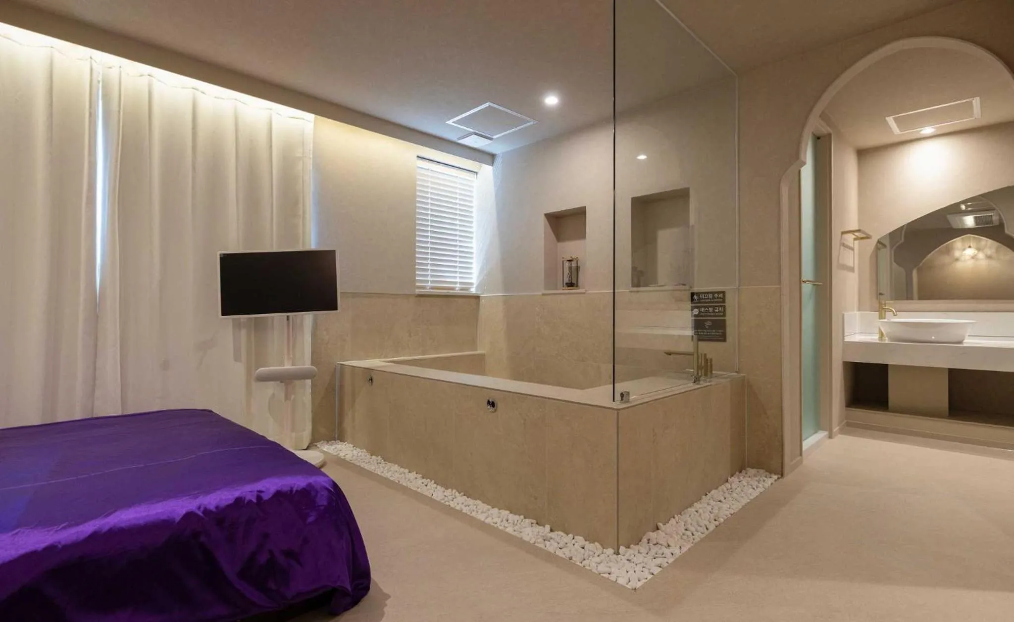 Bedroom, Bed in Stay Passport Morocco Spa Incheon Songdo