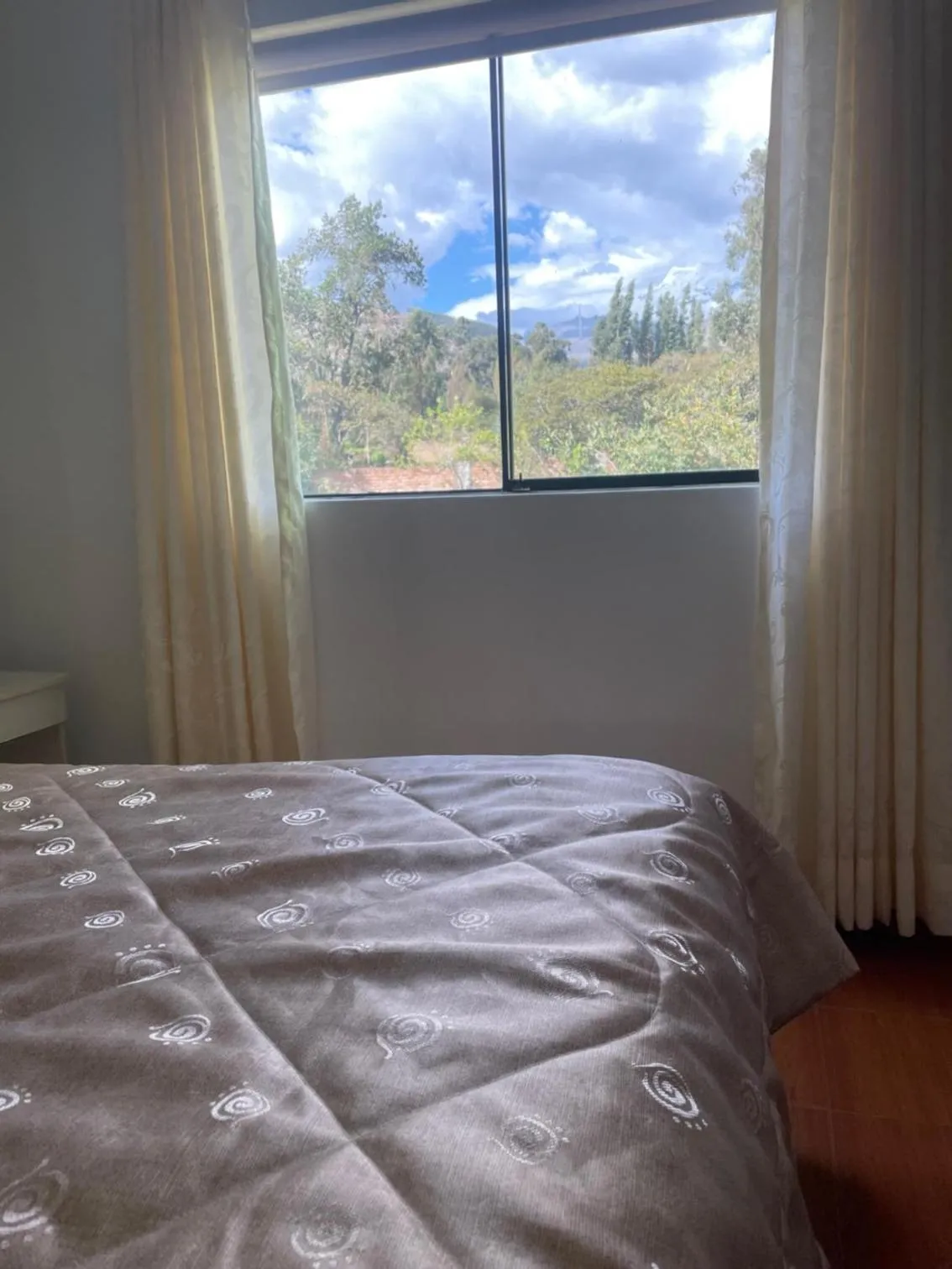 View (from property/room), Bed in Hotel COMTUCAR
