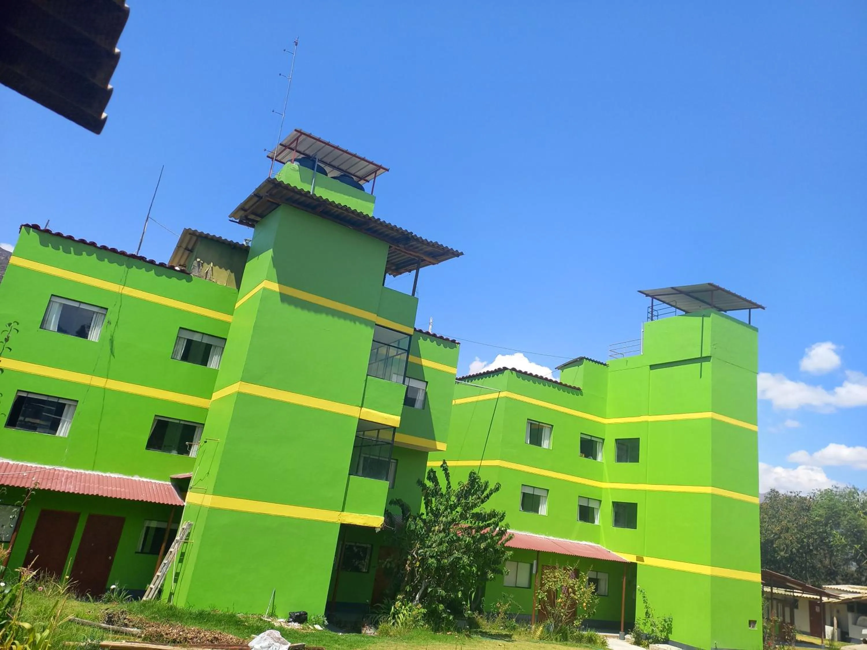 Property building in Hotel COMTUCAR