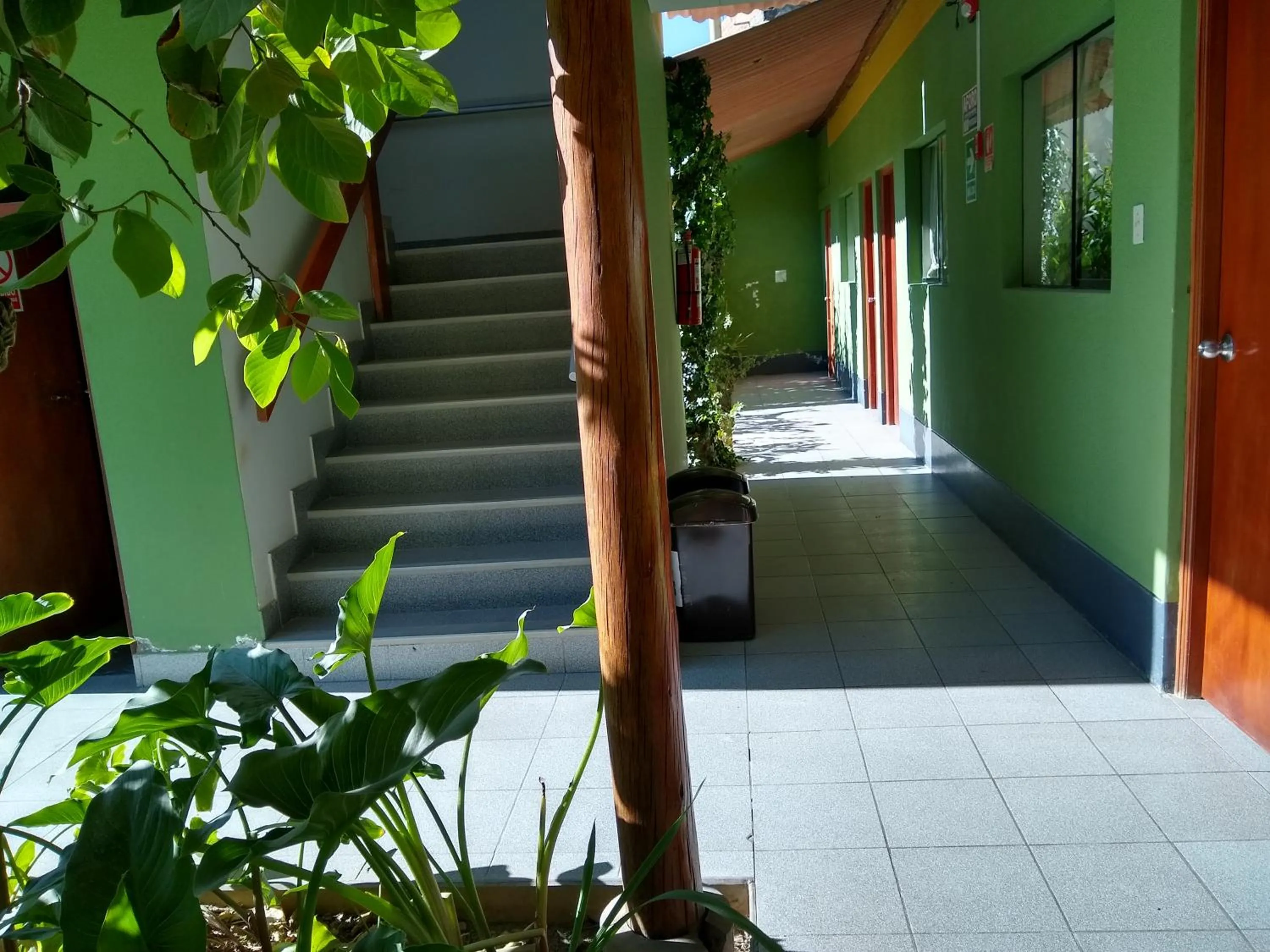 Inner courtyard view in Hotel COMTUCAR