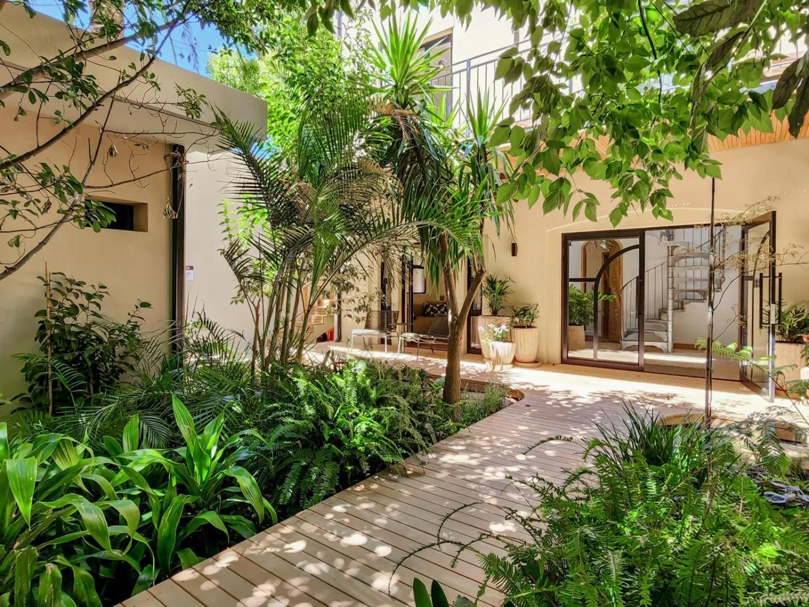 Garden in Botany House Boutique Retreat