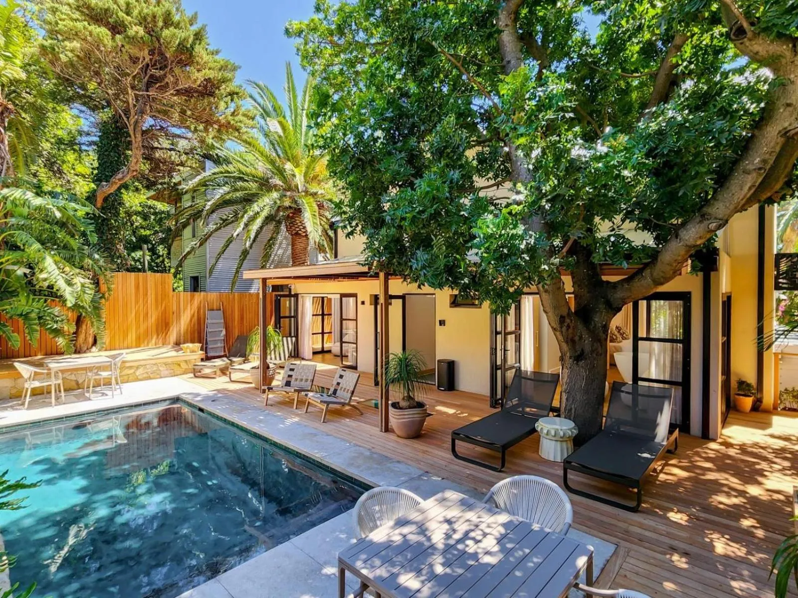 Property building in Botany House Boutique Retreat