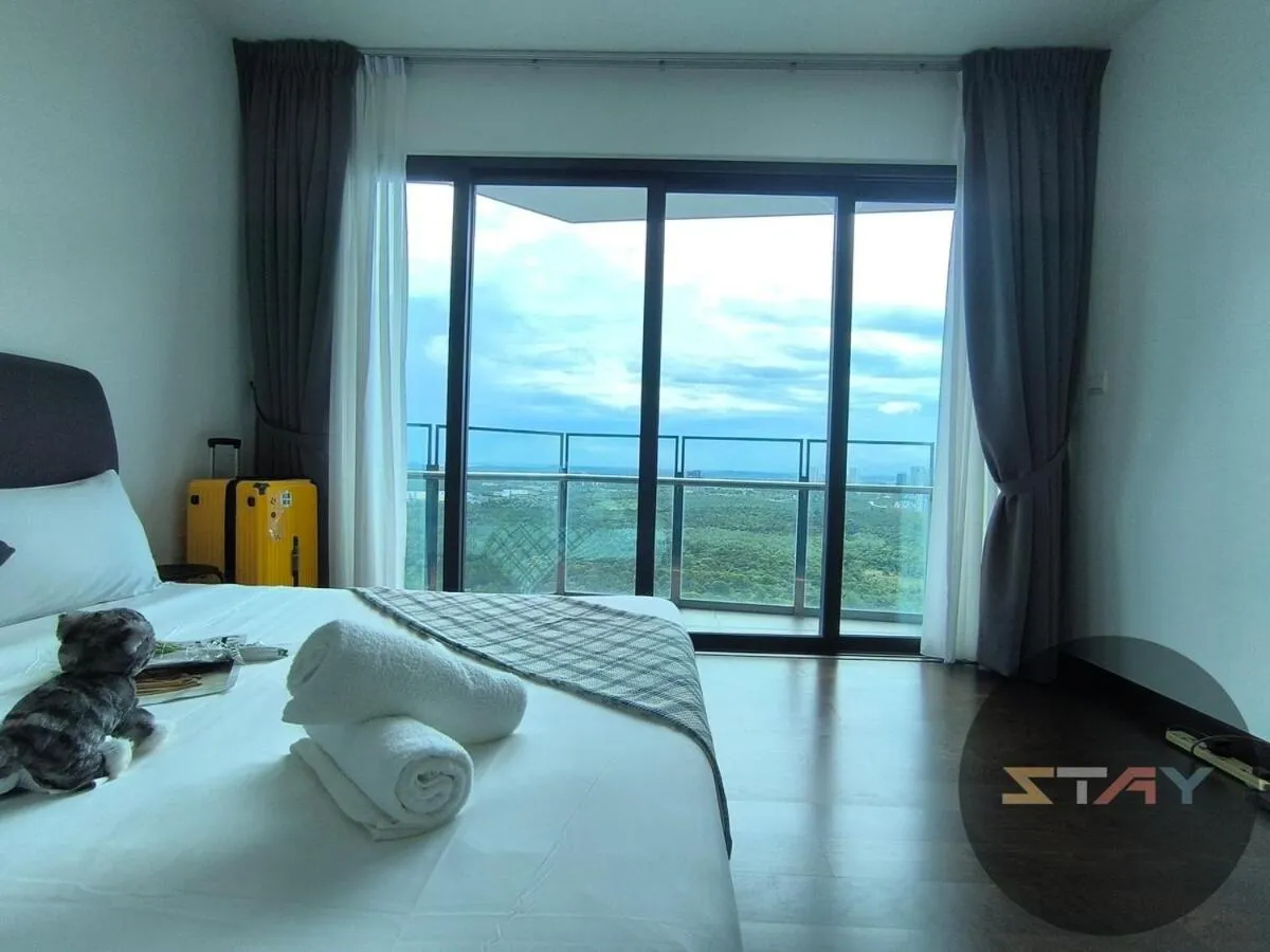 Bed in Almas Couple Urban Retreat Puteri Harbour BySTAY
