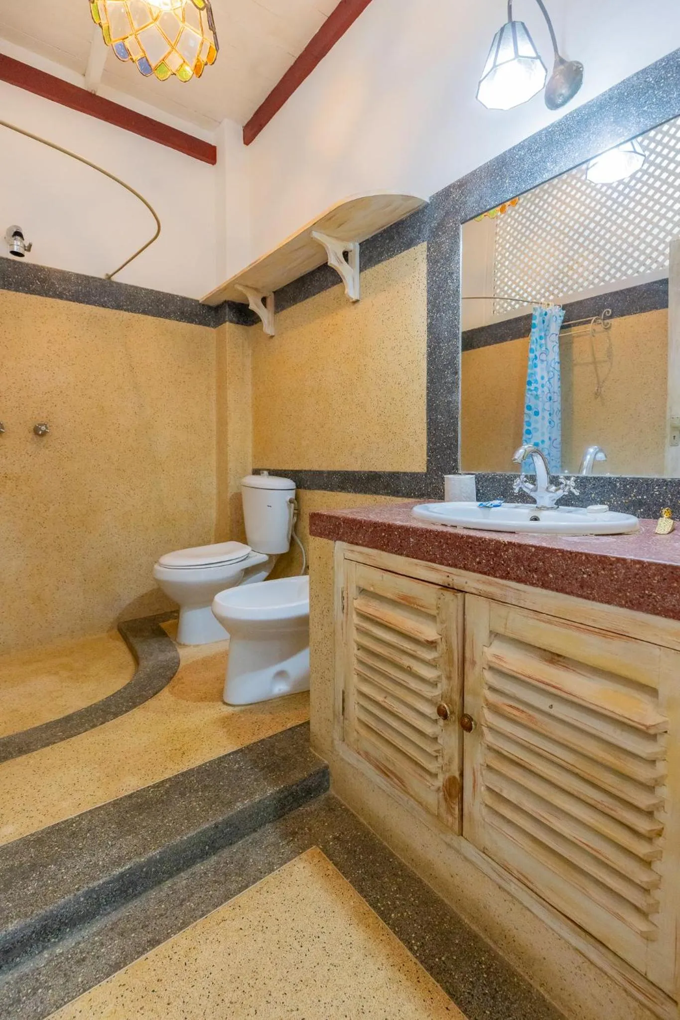 Toilet in Silver Rock Boutique Resort by Mokawa - Hotel & Apartments
