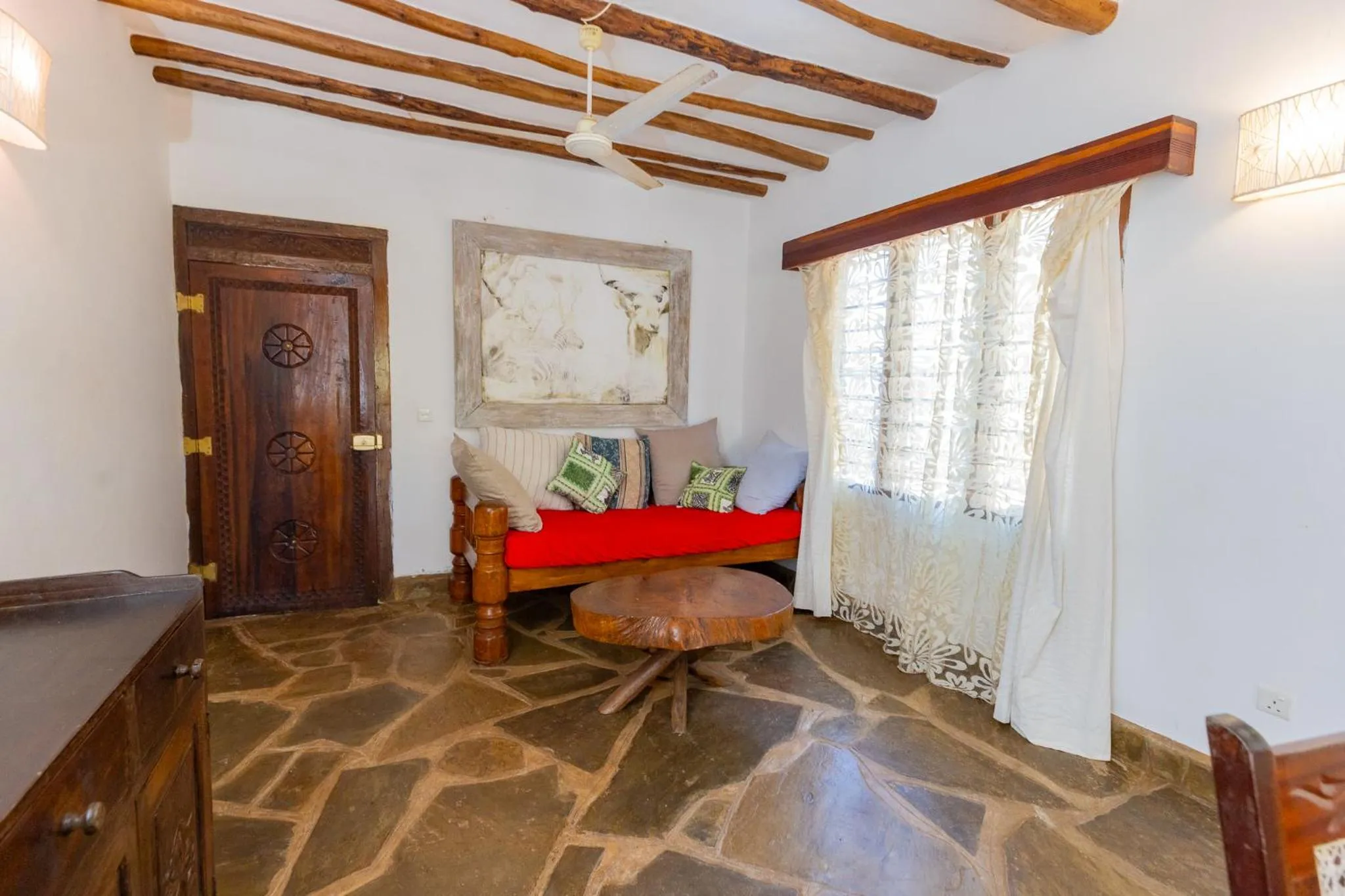 Living room in Silver Rock Boutique Resort by Mokawa - Hotel & Apartments