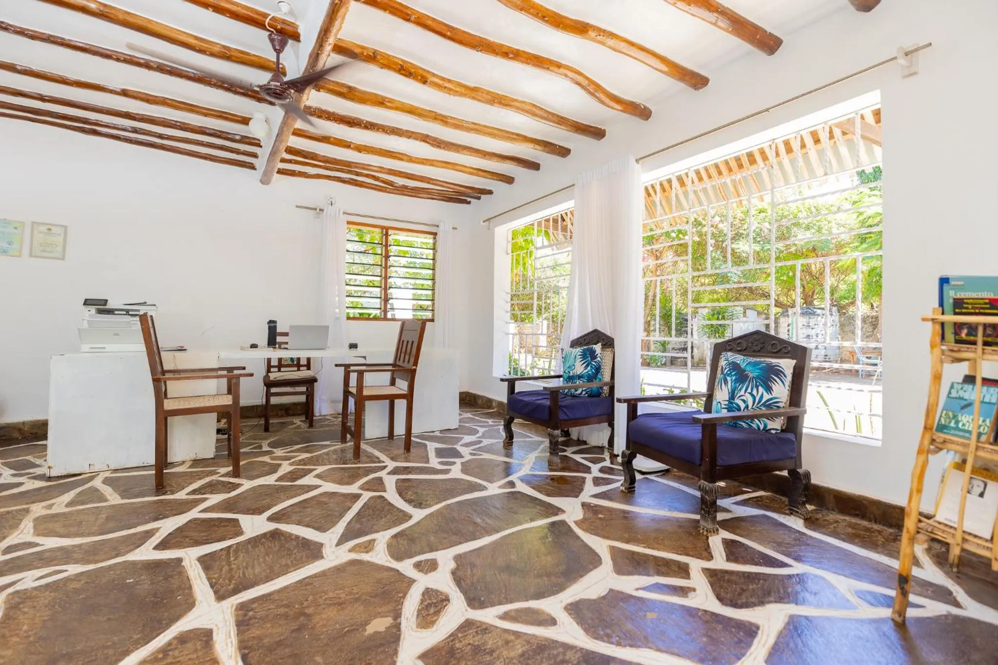 Lobby or reception in Silver Rock Boutique Resort by Mokawa - Hotel & Apartments