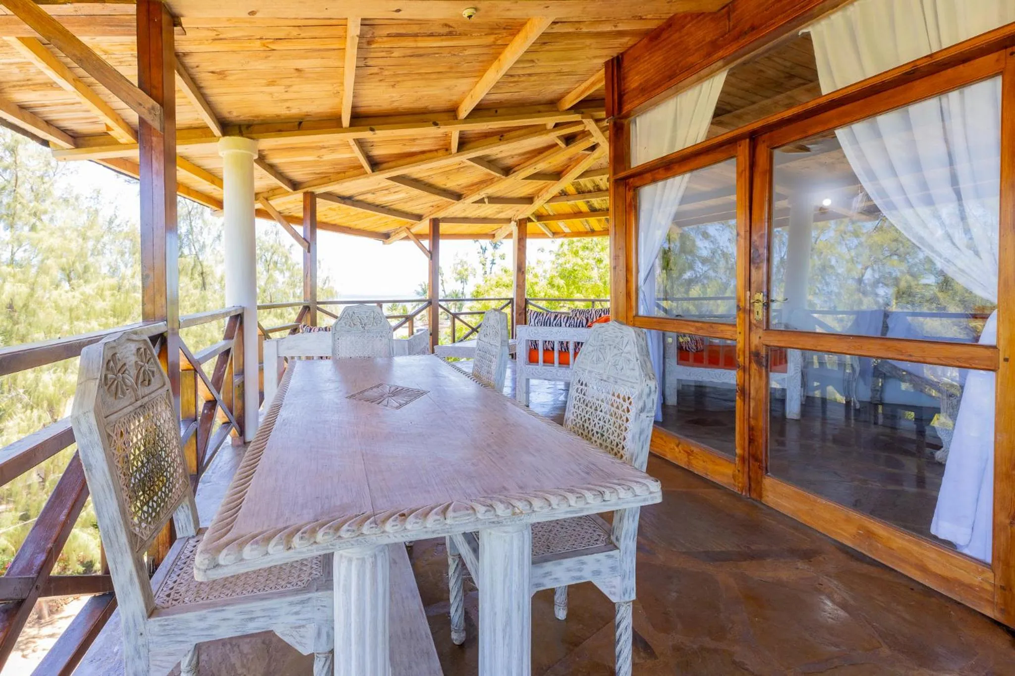 Dining area in Silver Rock Boutique Resort by Mokawa - Hotel & Apartments