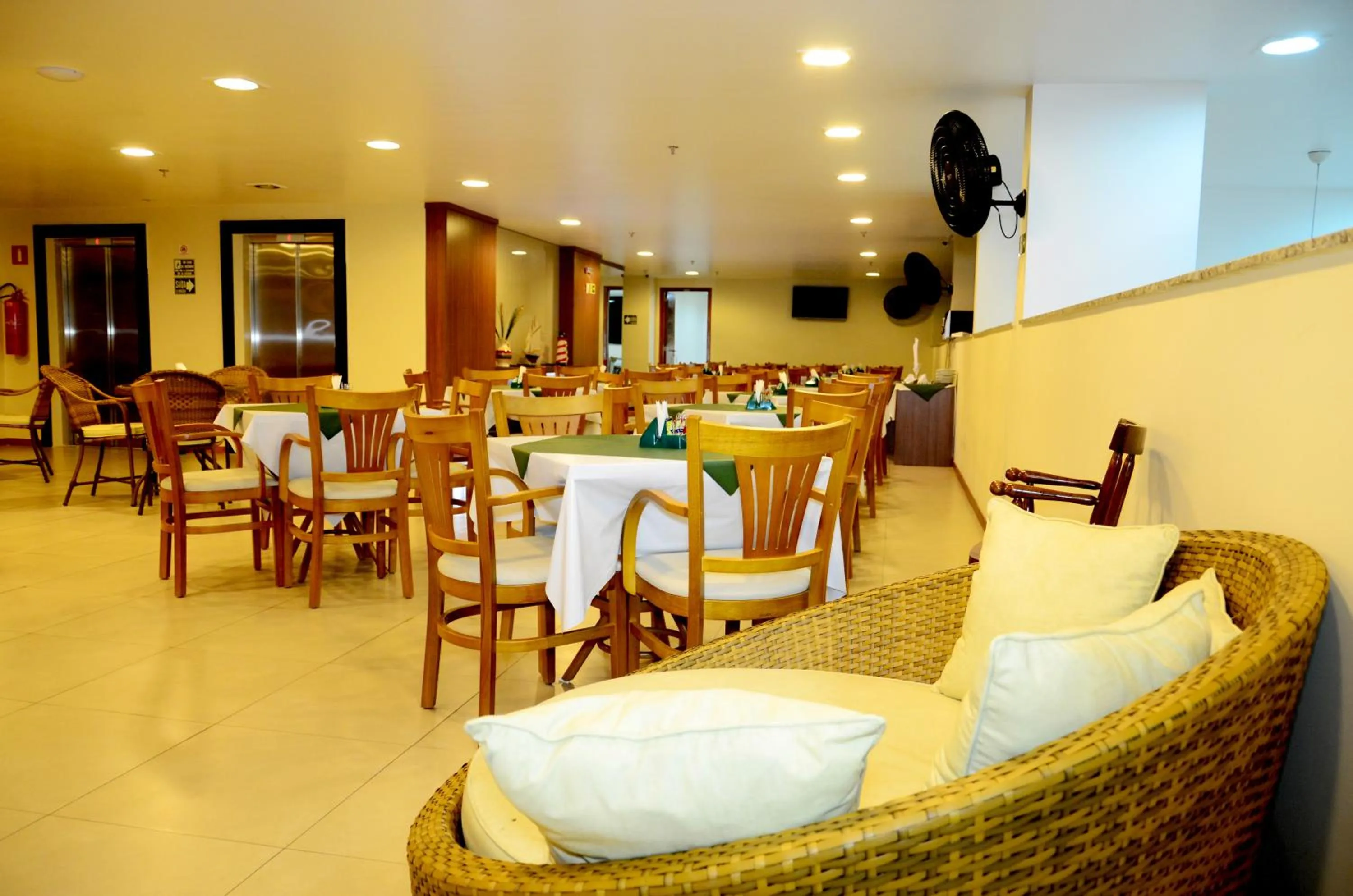 Restaurant/places to eat in Mediterrane Hotel by Castelo Itaipava