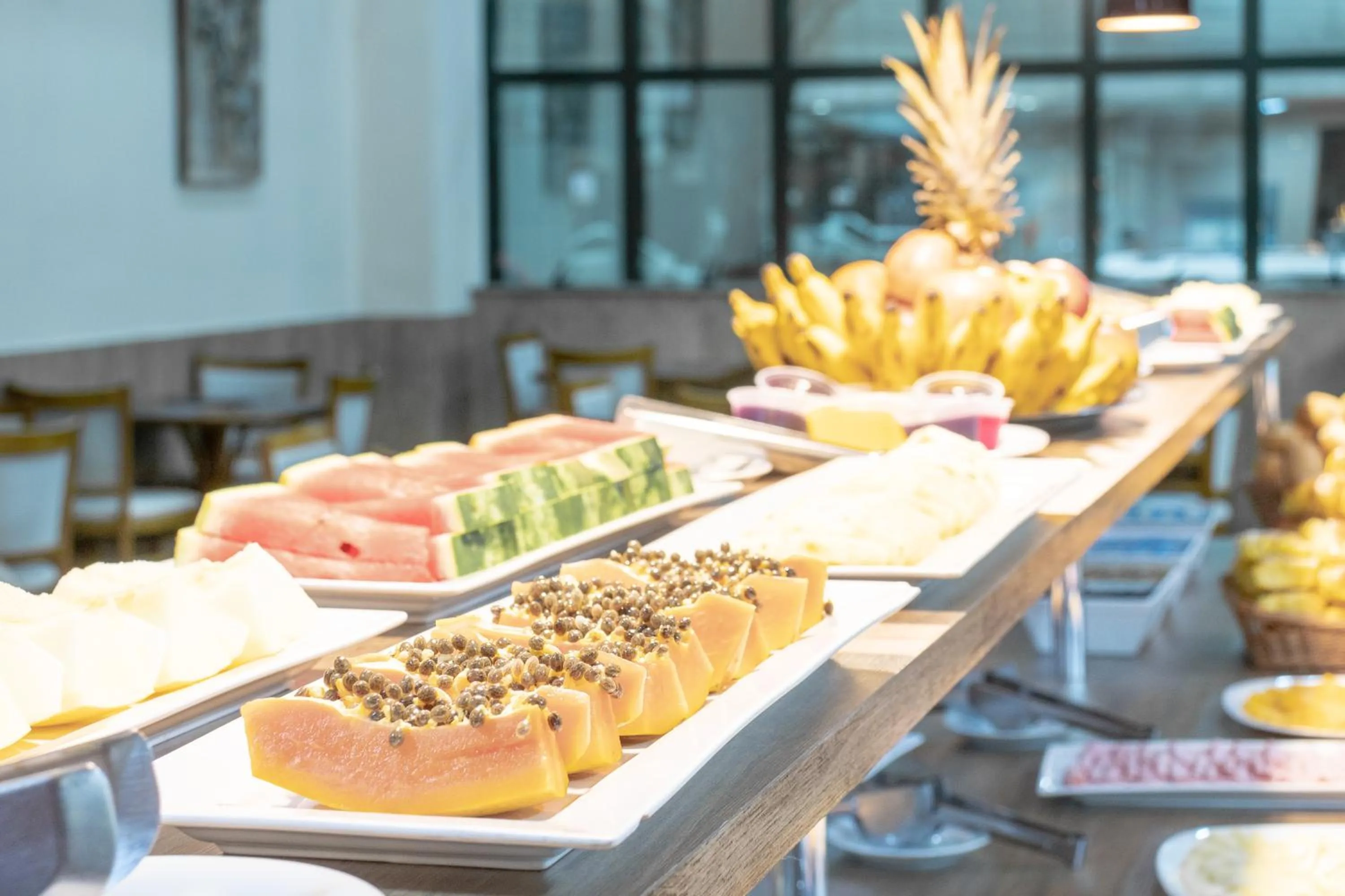 Buffet breakfast in Mediterrane Hotel by Castelo Itaipava