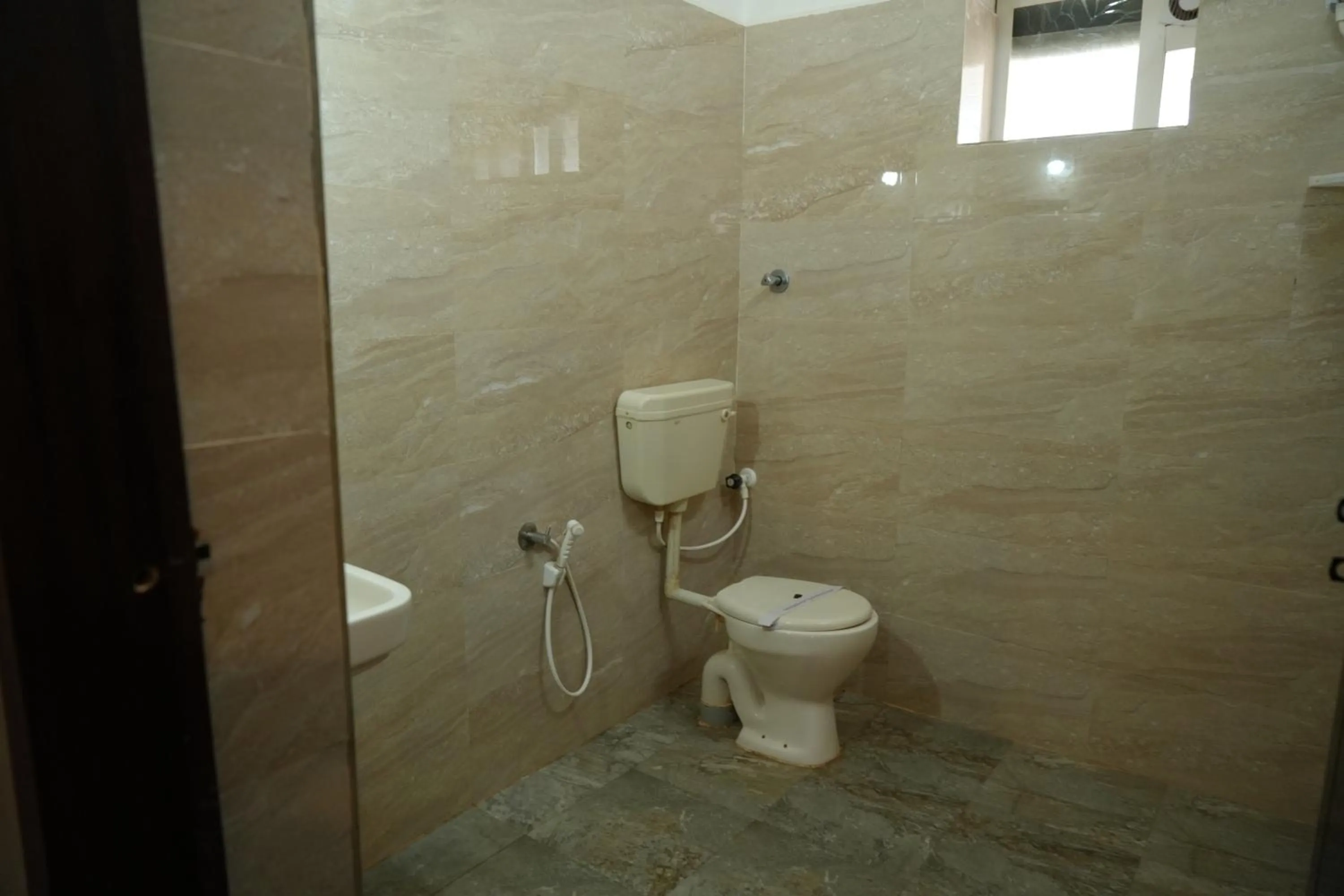 Shower in Amani Beach Homestay