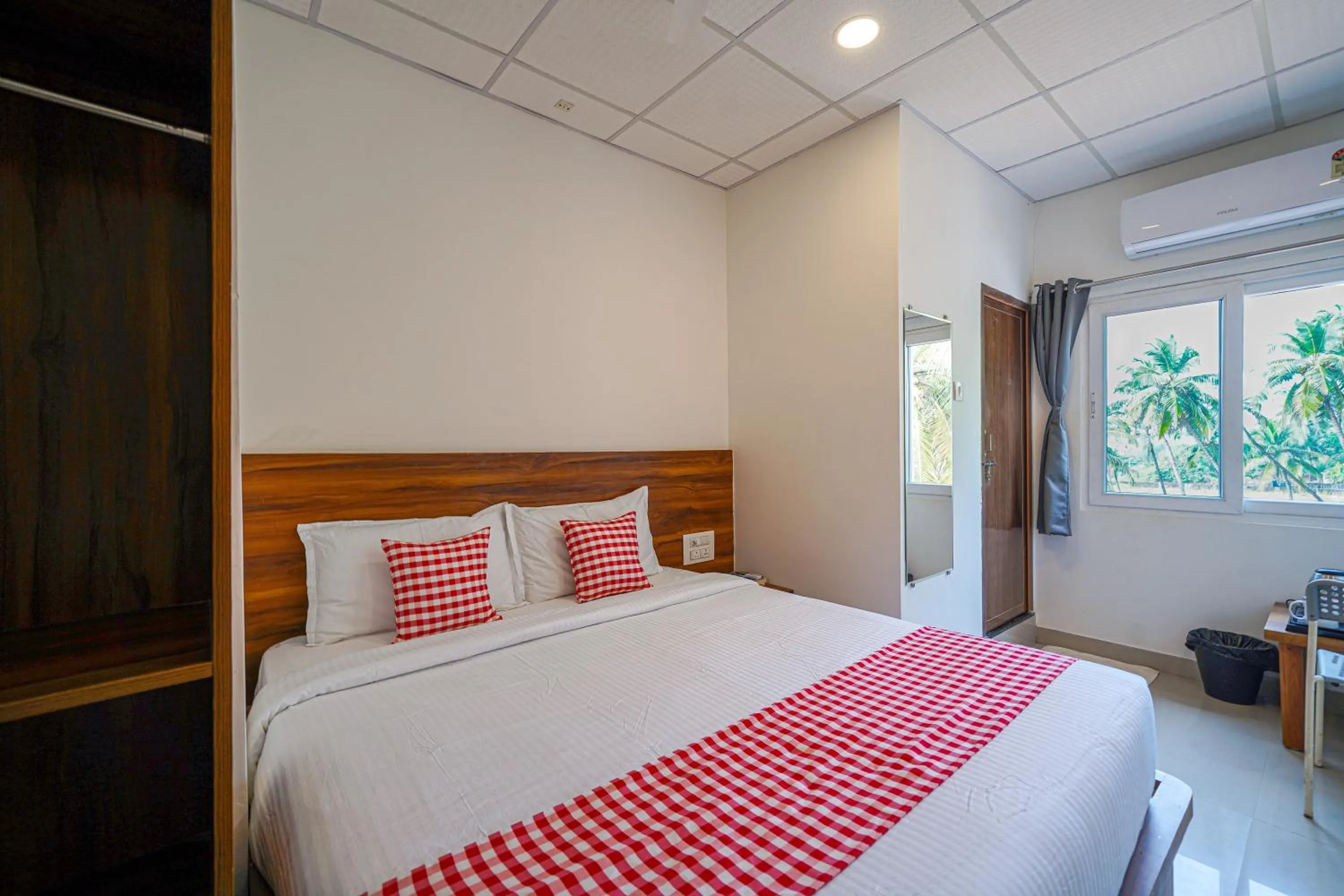 Bed in Open Hotel by Olive - Amani Beach Stay