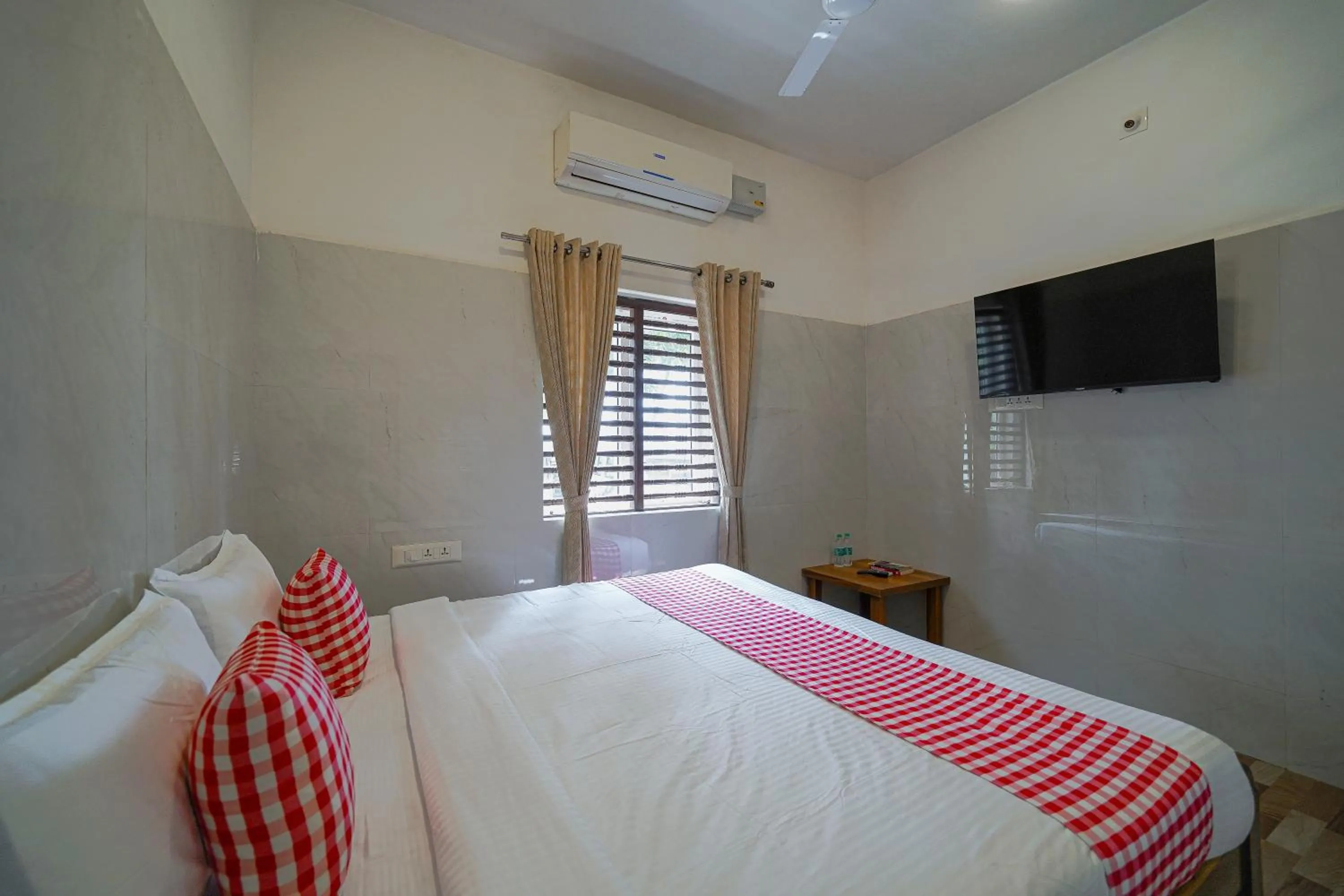 Bed in Open Hotel by Olive - Amani Beach Stay