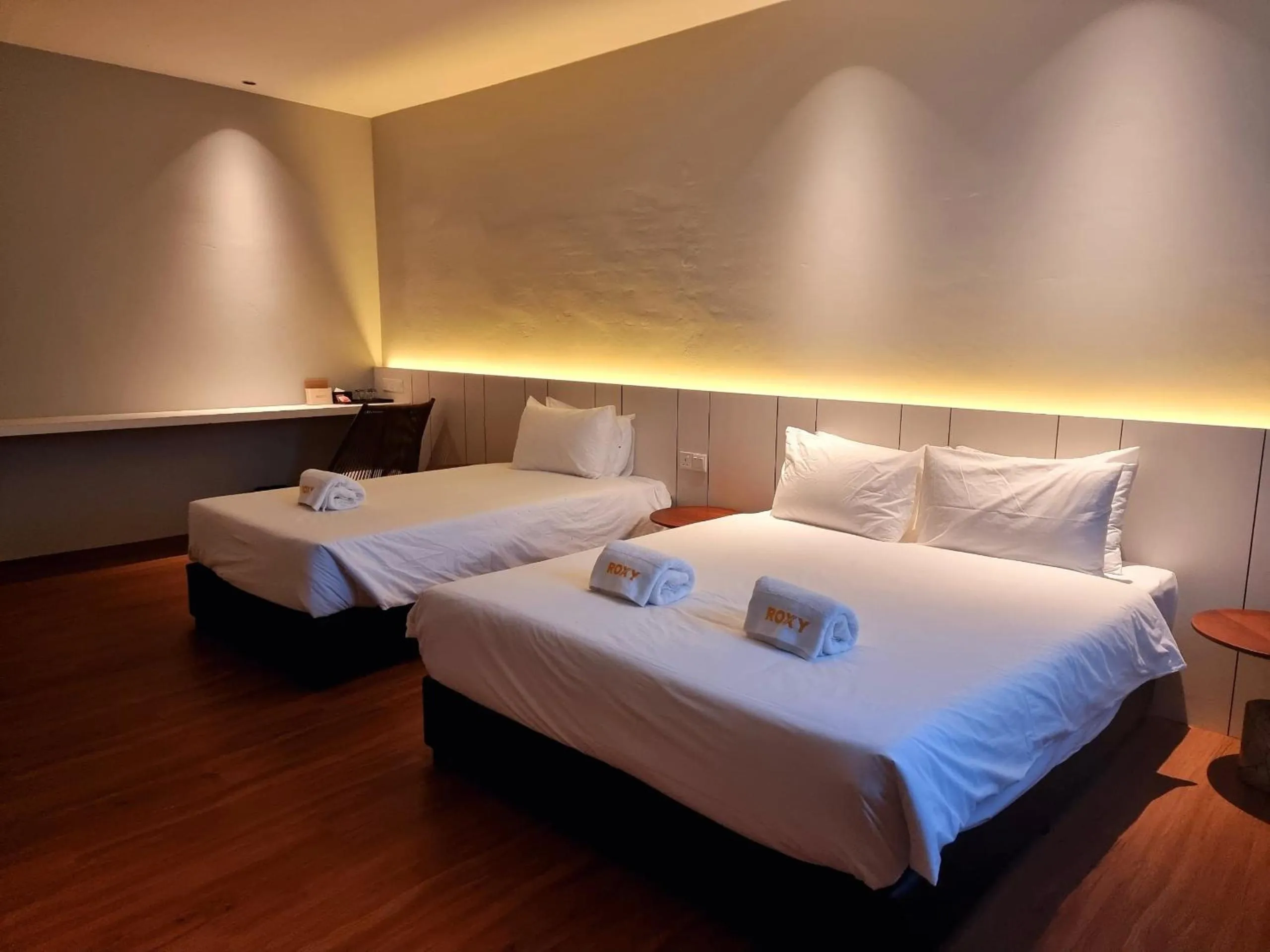 Bed in Roxy Hotel Malihah