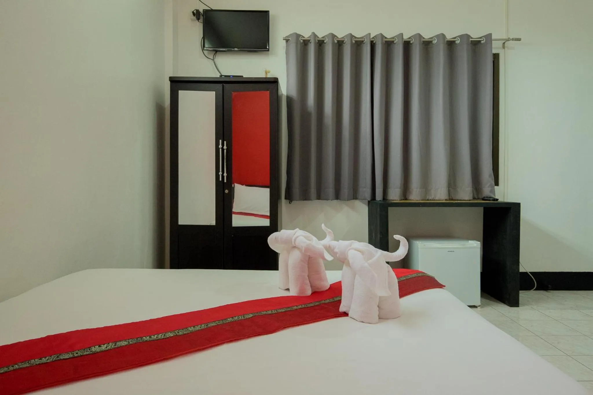 Bedroom, Bed in C.Samui Guesthouse