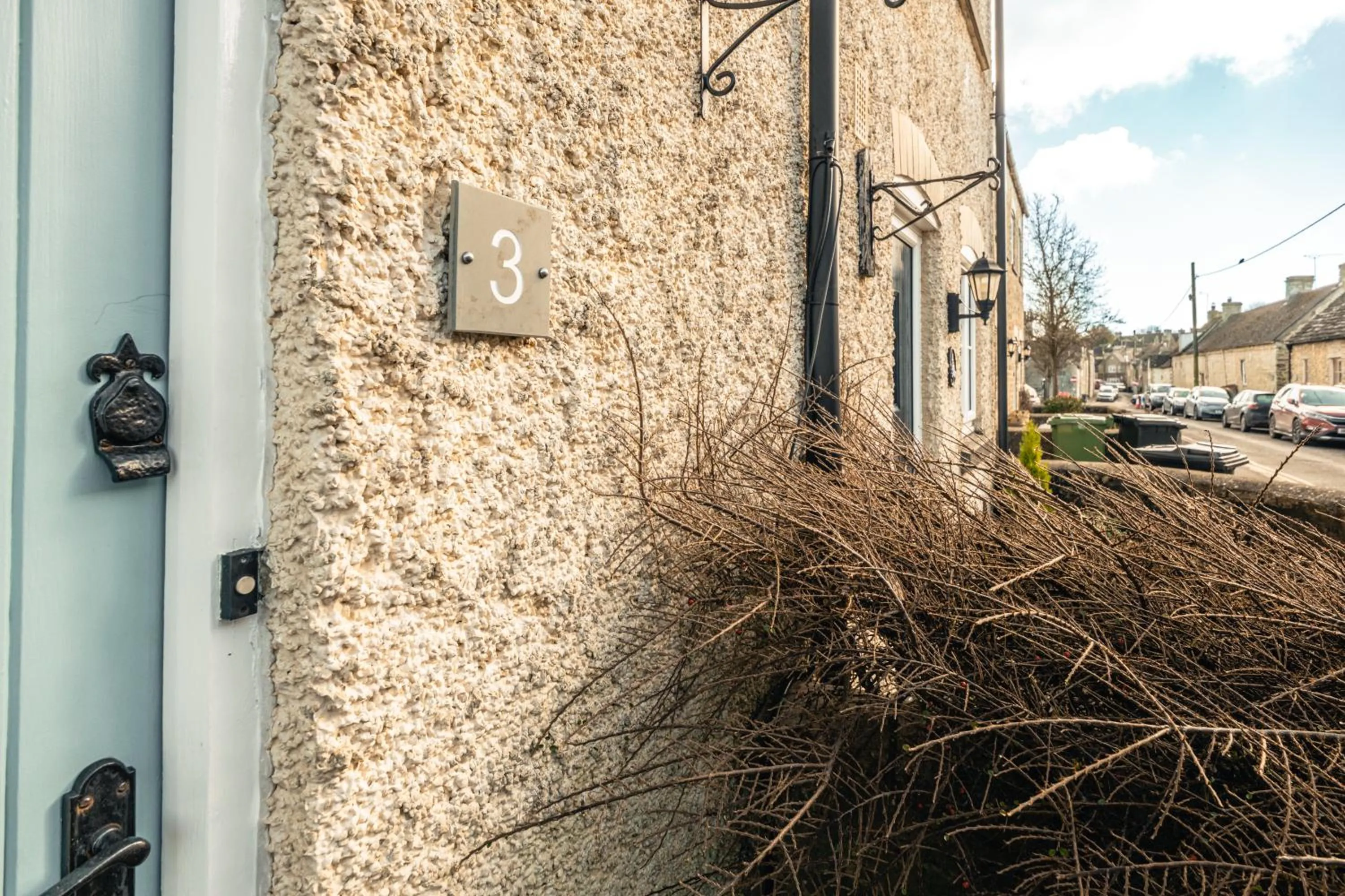 Stylish Retreat with Private Garden in Tetbury