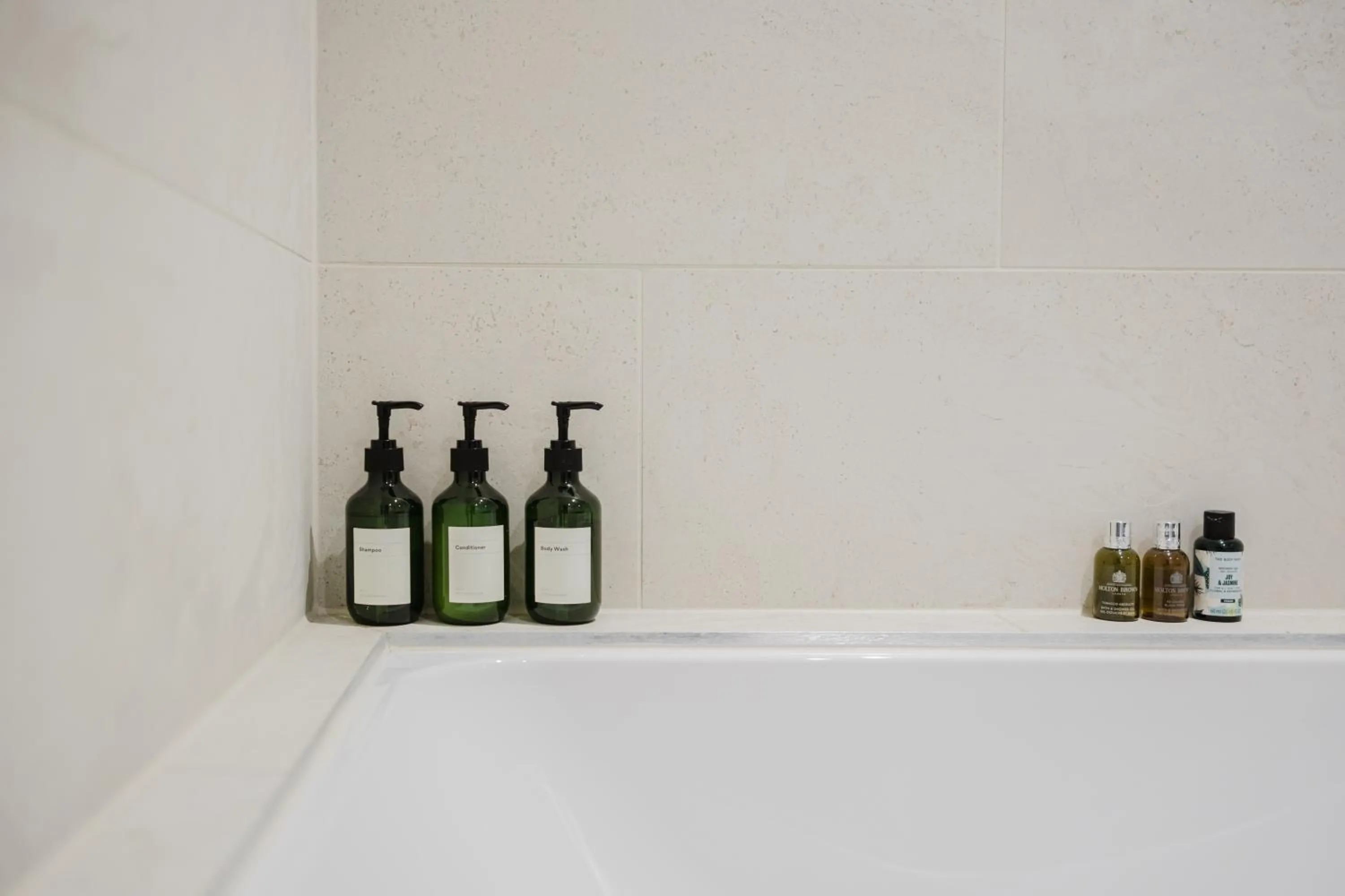 Stylish Retreat with Private Garden in Tetbury