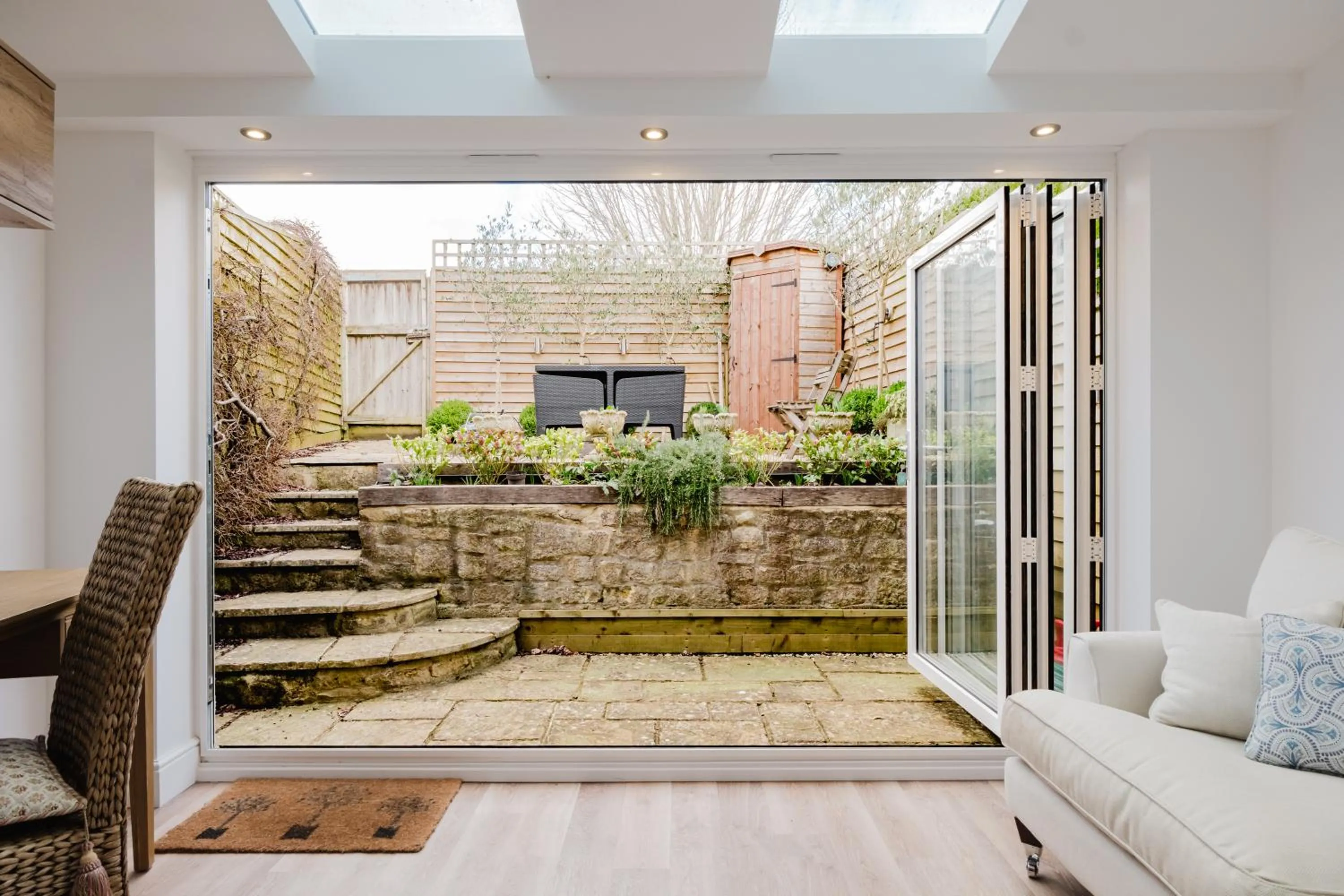 Stylish Retreat with Private Garden in Tetbury