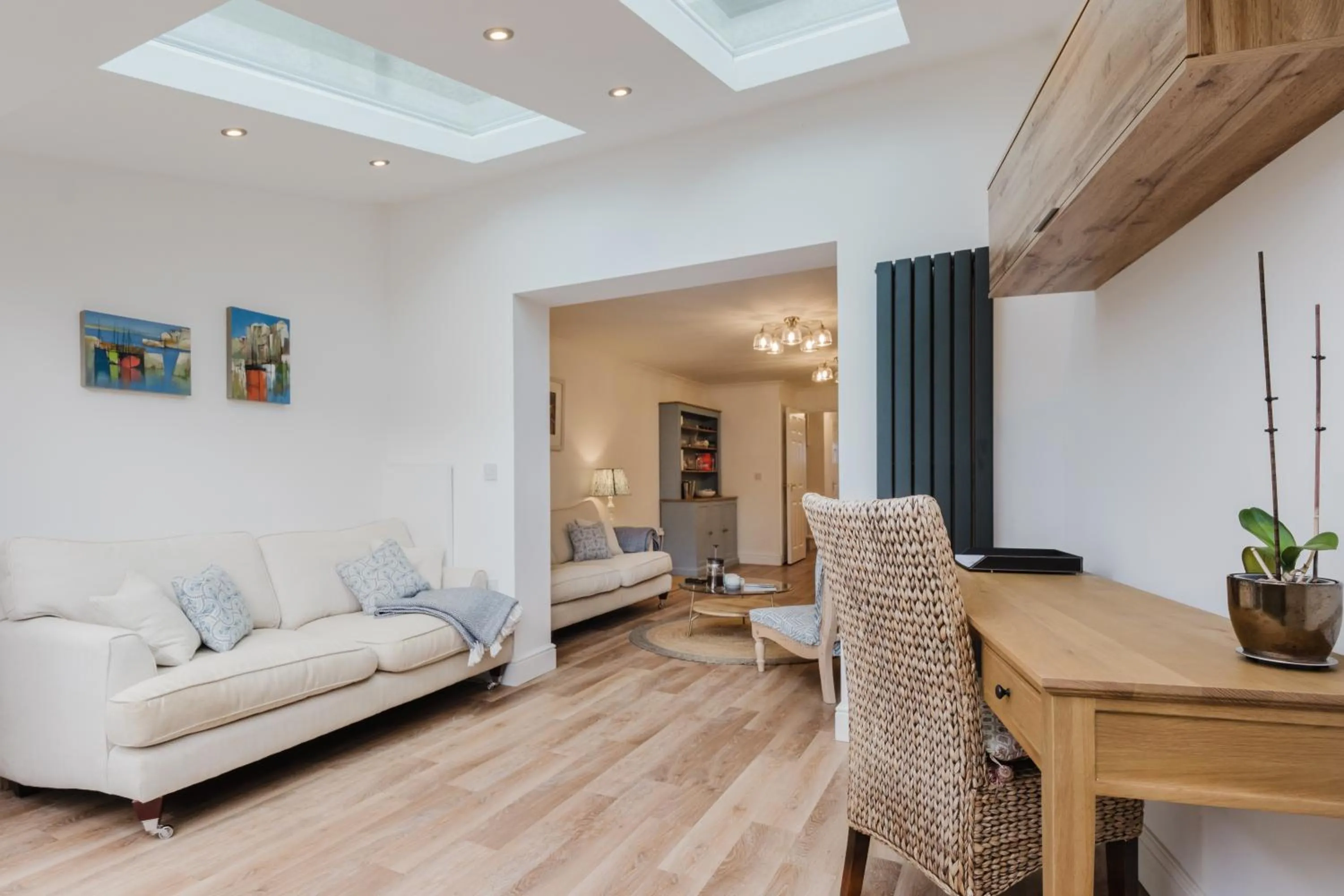 Stylish Retreat with Private Garden in Tetbury