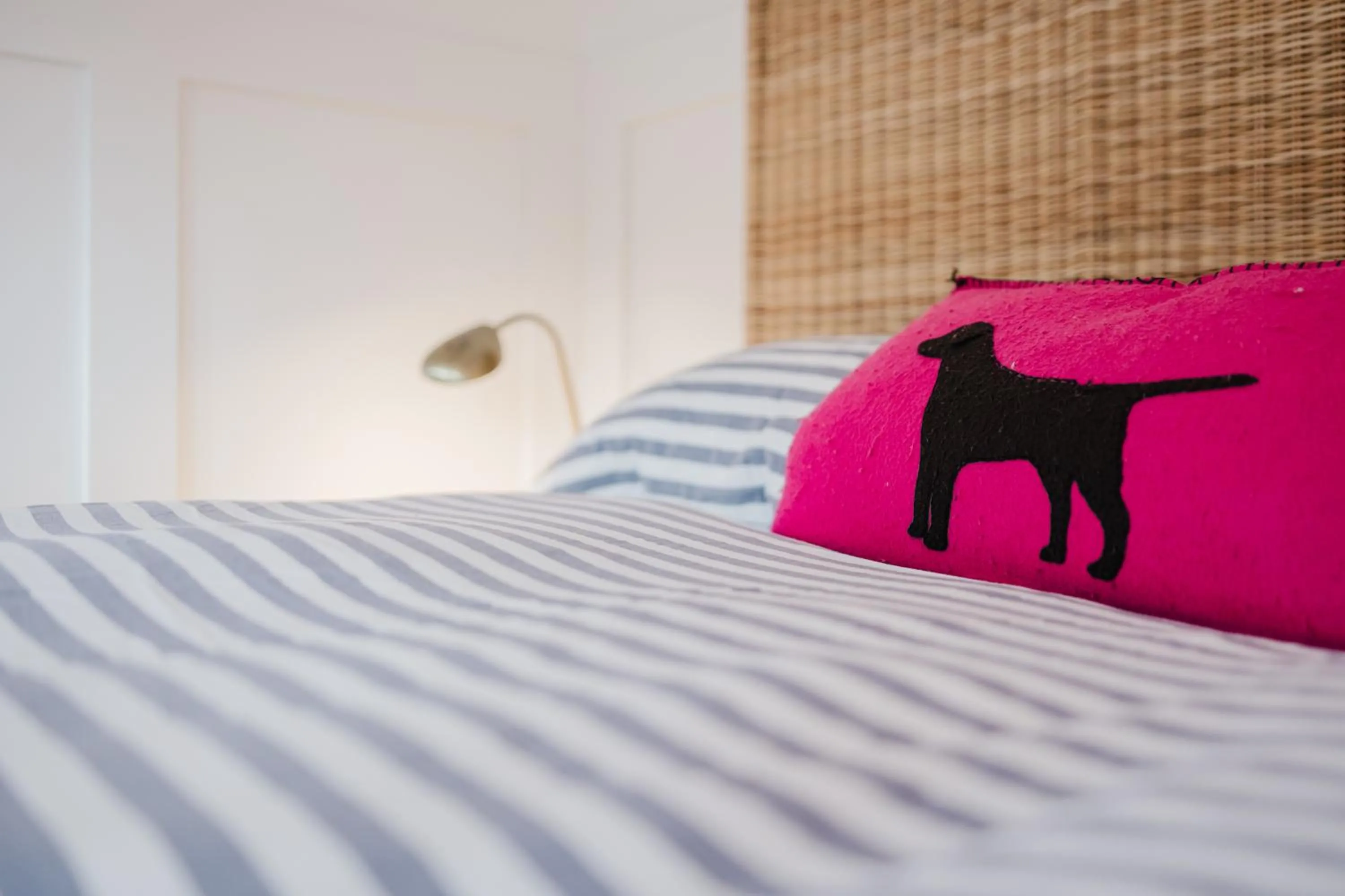 Bed in Stylish Retreat with Private Garden in Tetbury