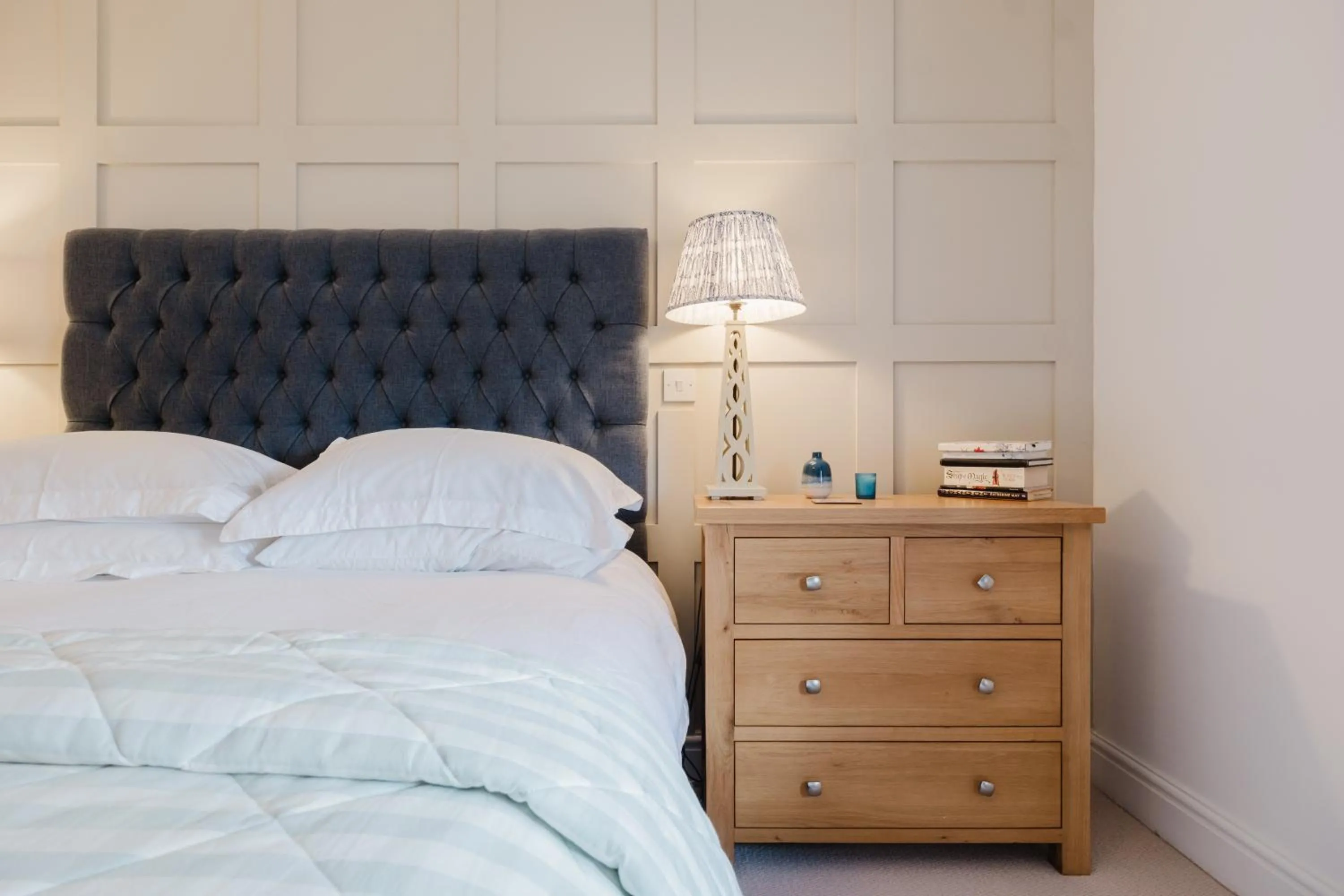 Bed in Stylish Retreat with Private Garden in Tetbury