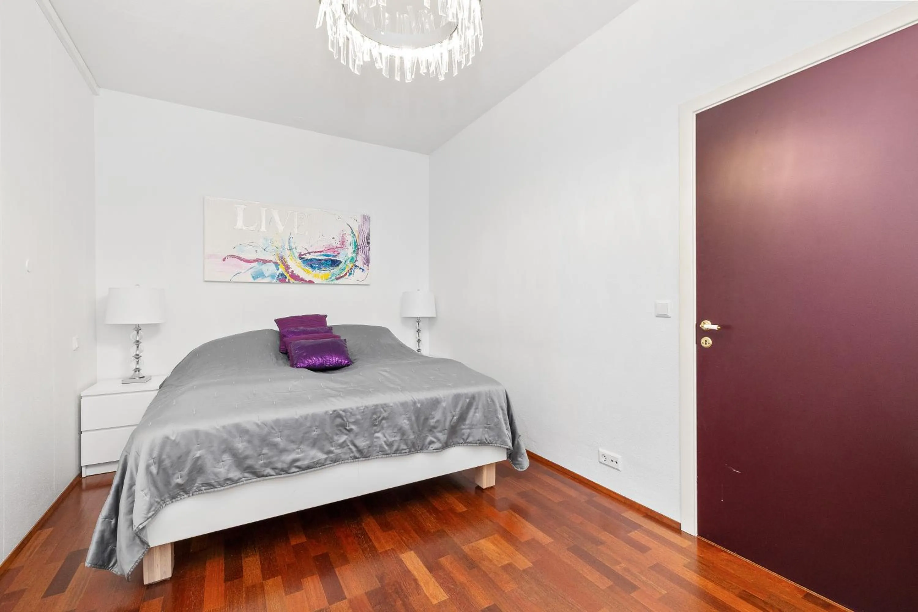 Bed in River Apartments