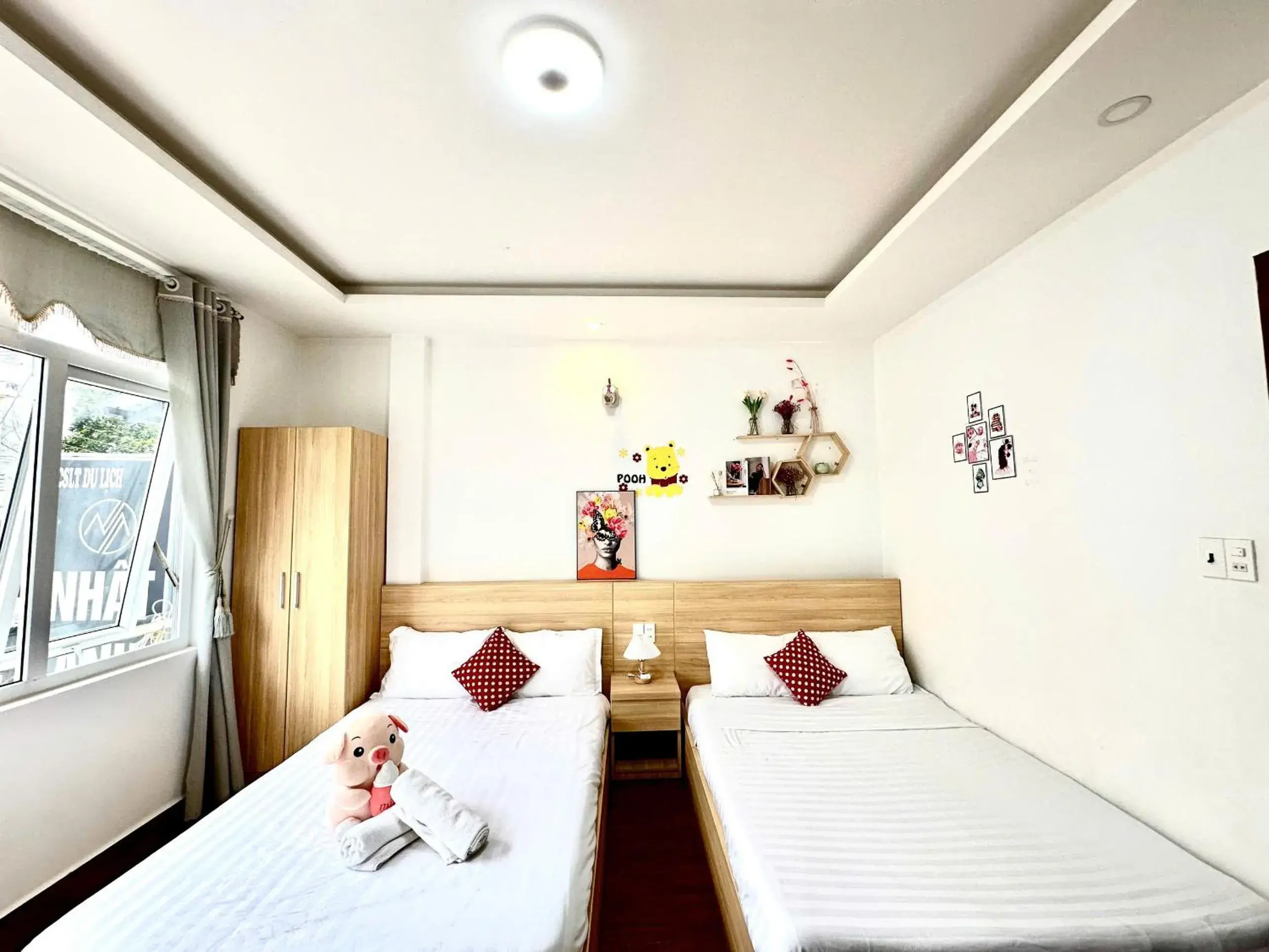 View (from property/room), Bed in Nhật Anh Hotel Đà Lạt View (from property/room), Bed in Nhật Anh Hotel Đà Lạt