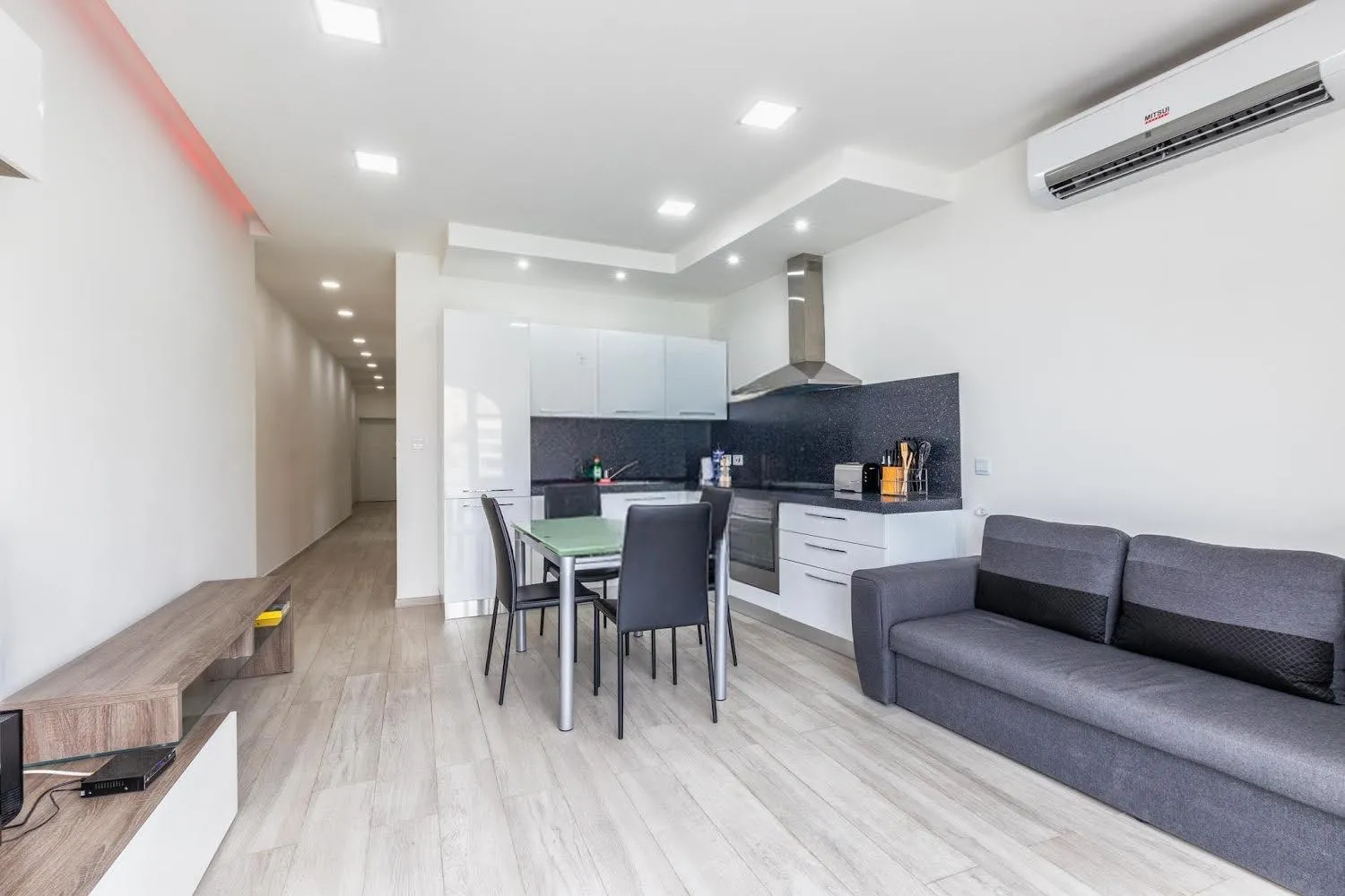 Kitchen or kitchenette in Seafront Designer Bliss in Central St Julian's