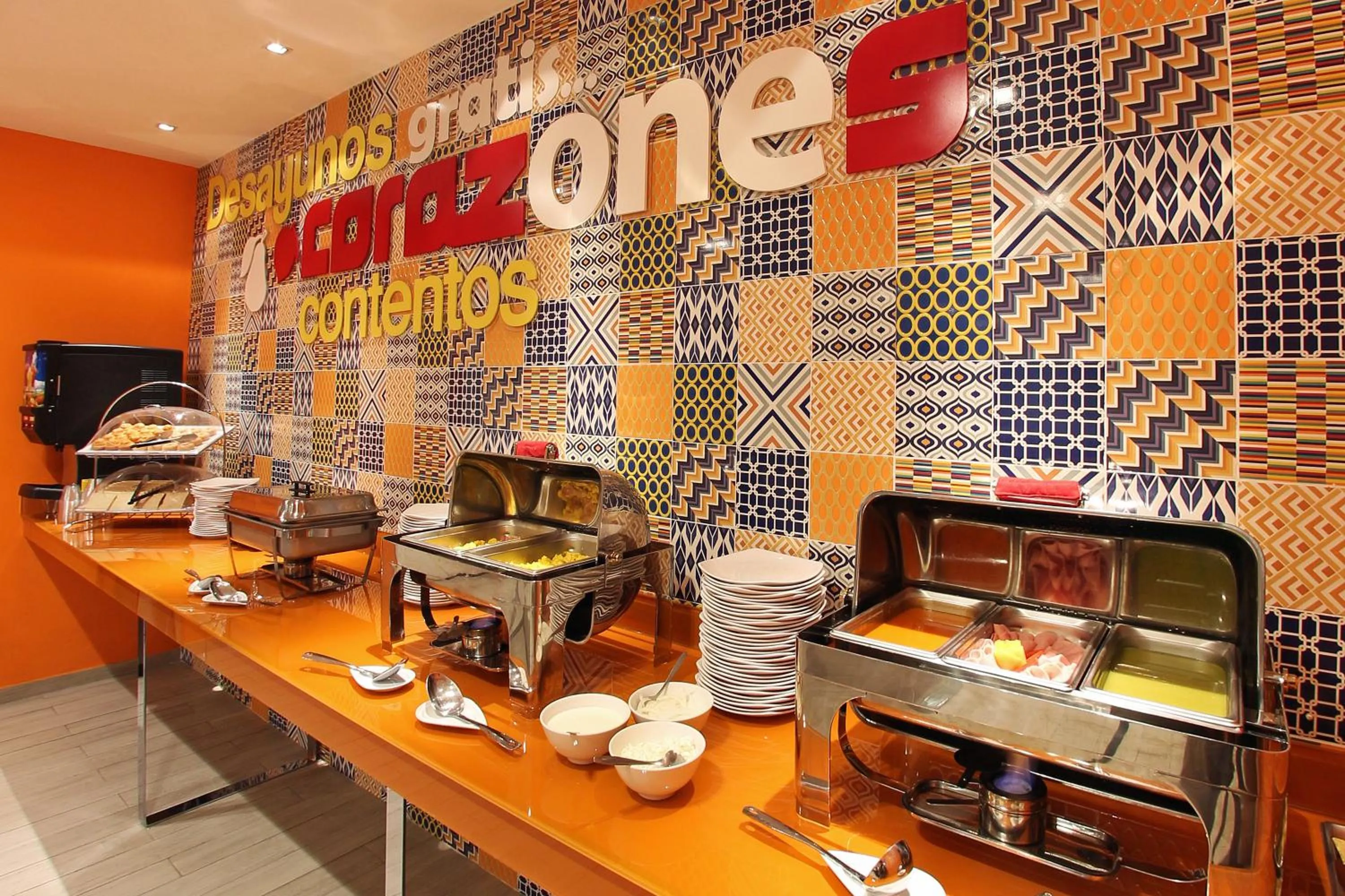 Restaurant/places to eat in One Periferico Sur